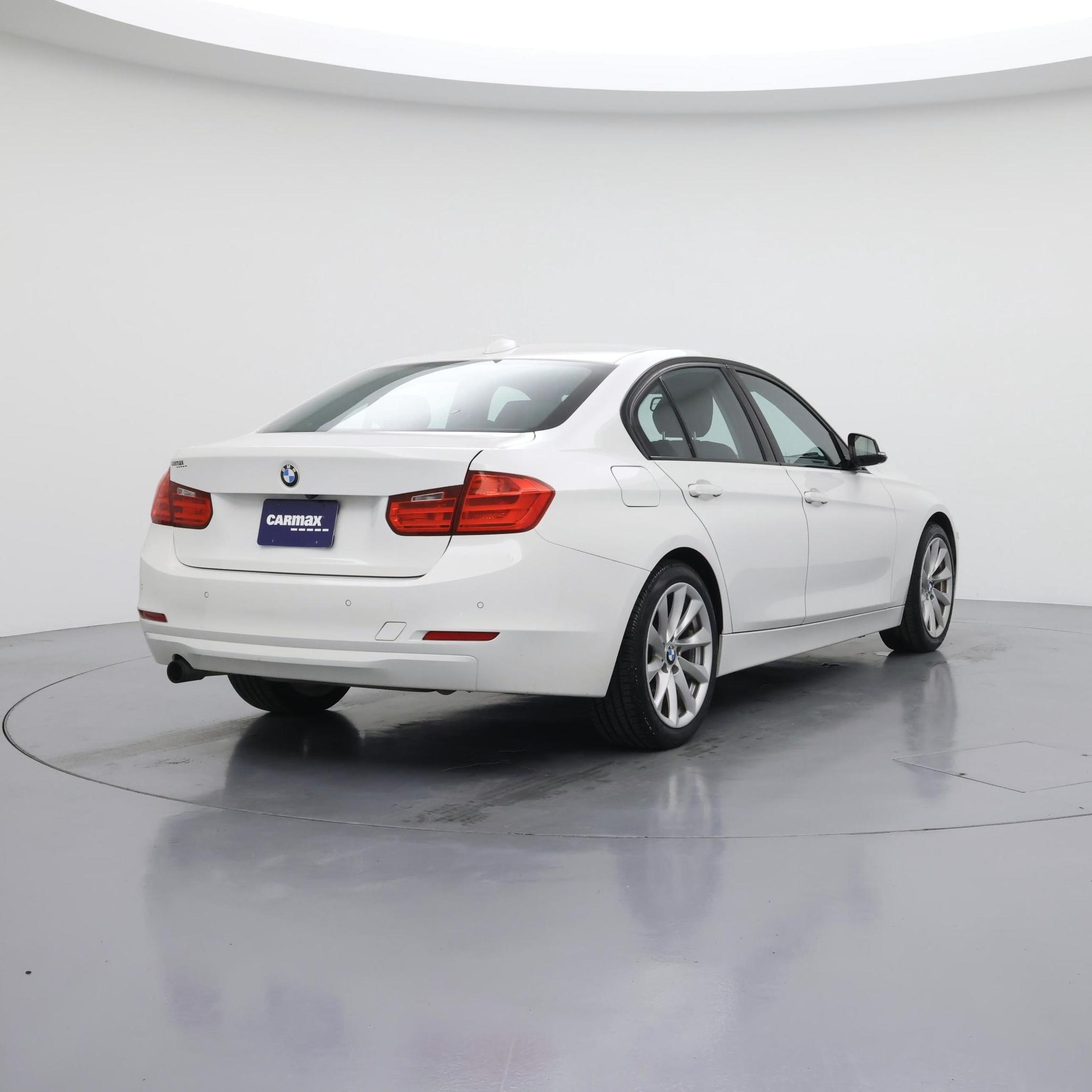 Thumbnail: 2015 BMW 3 Series - 8