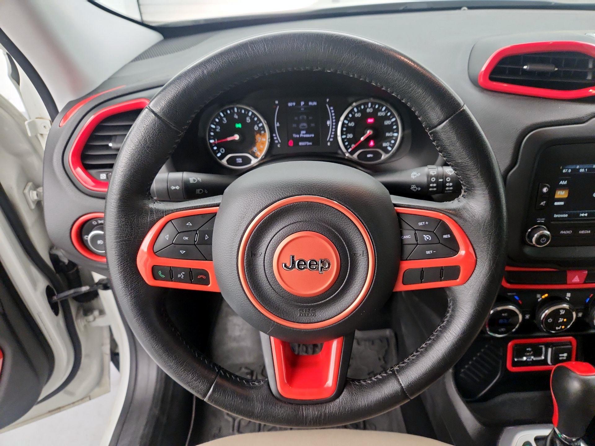 Thumbnail: 2015 Jeep Renegade - 10