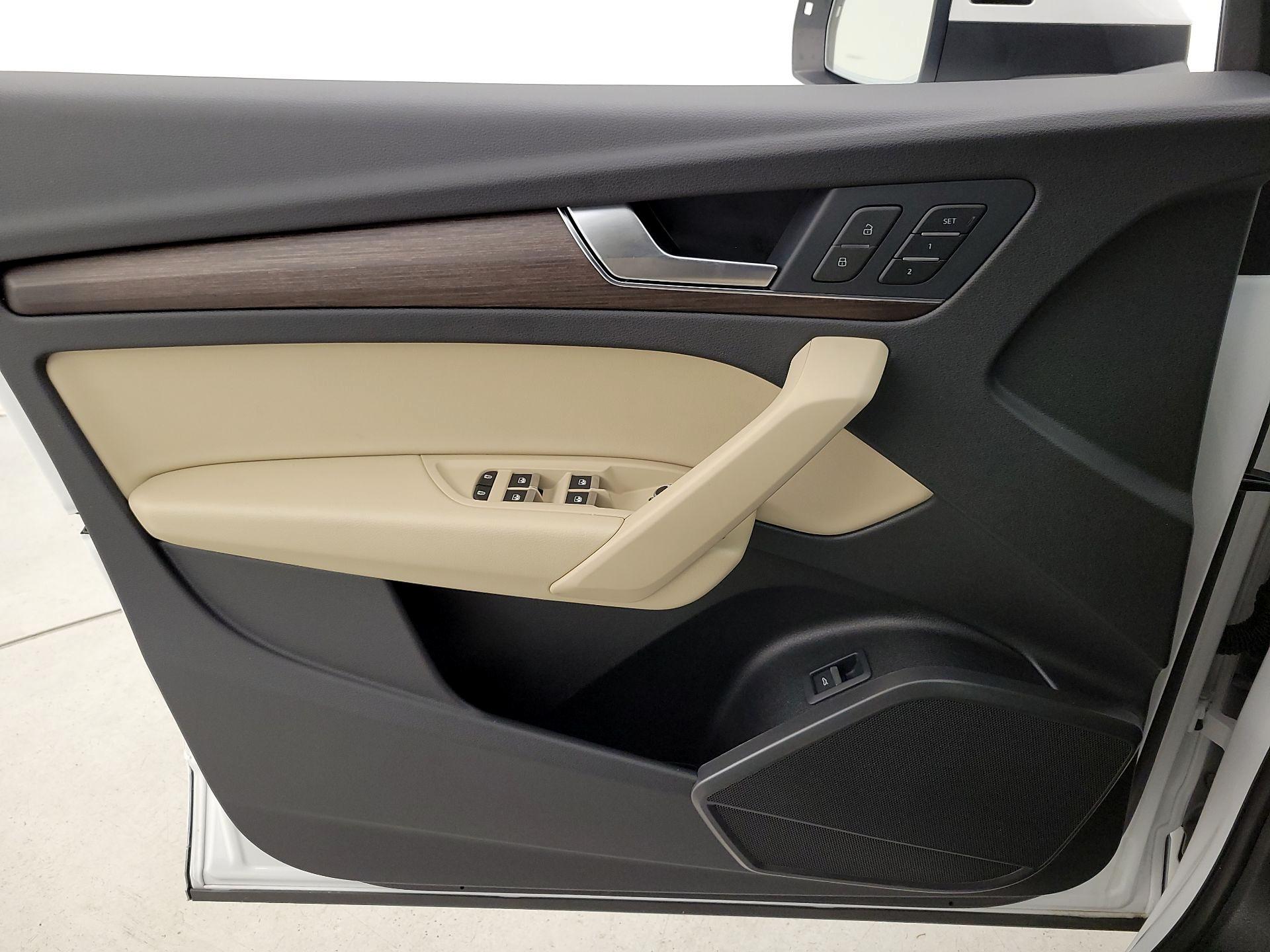 Thumbnail: 2024 Audi Q5 - 12