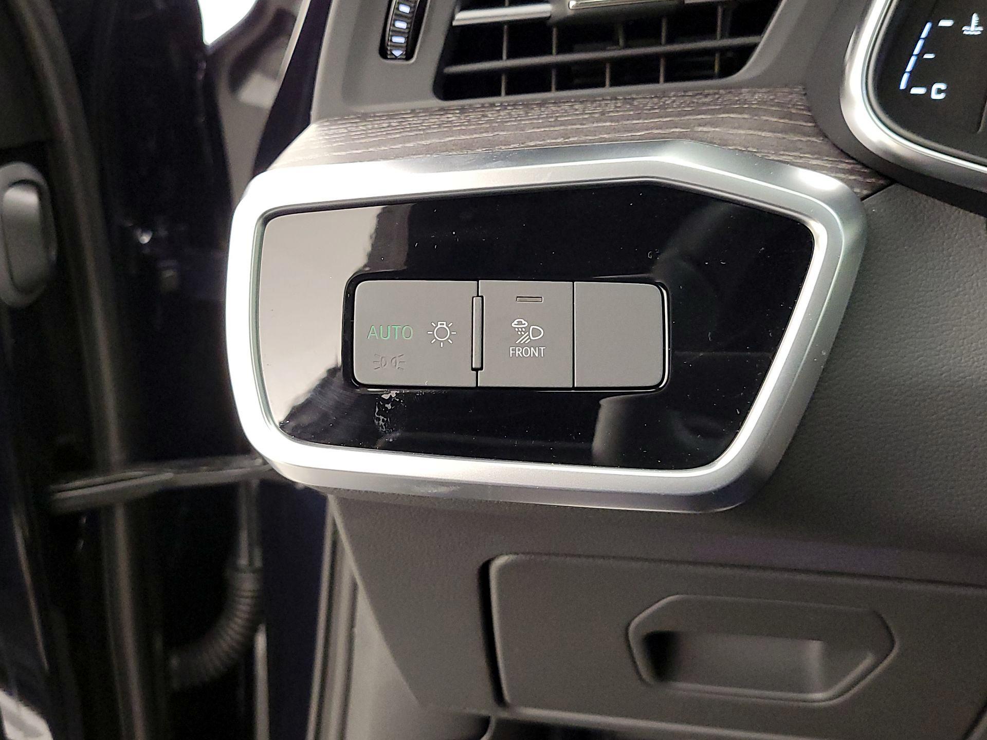 Thumbnail: 2025 Audi A6 - 13