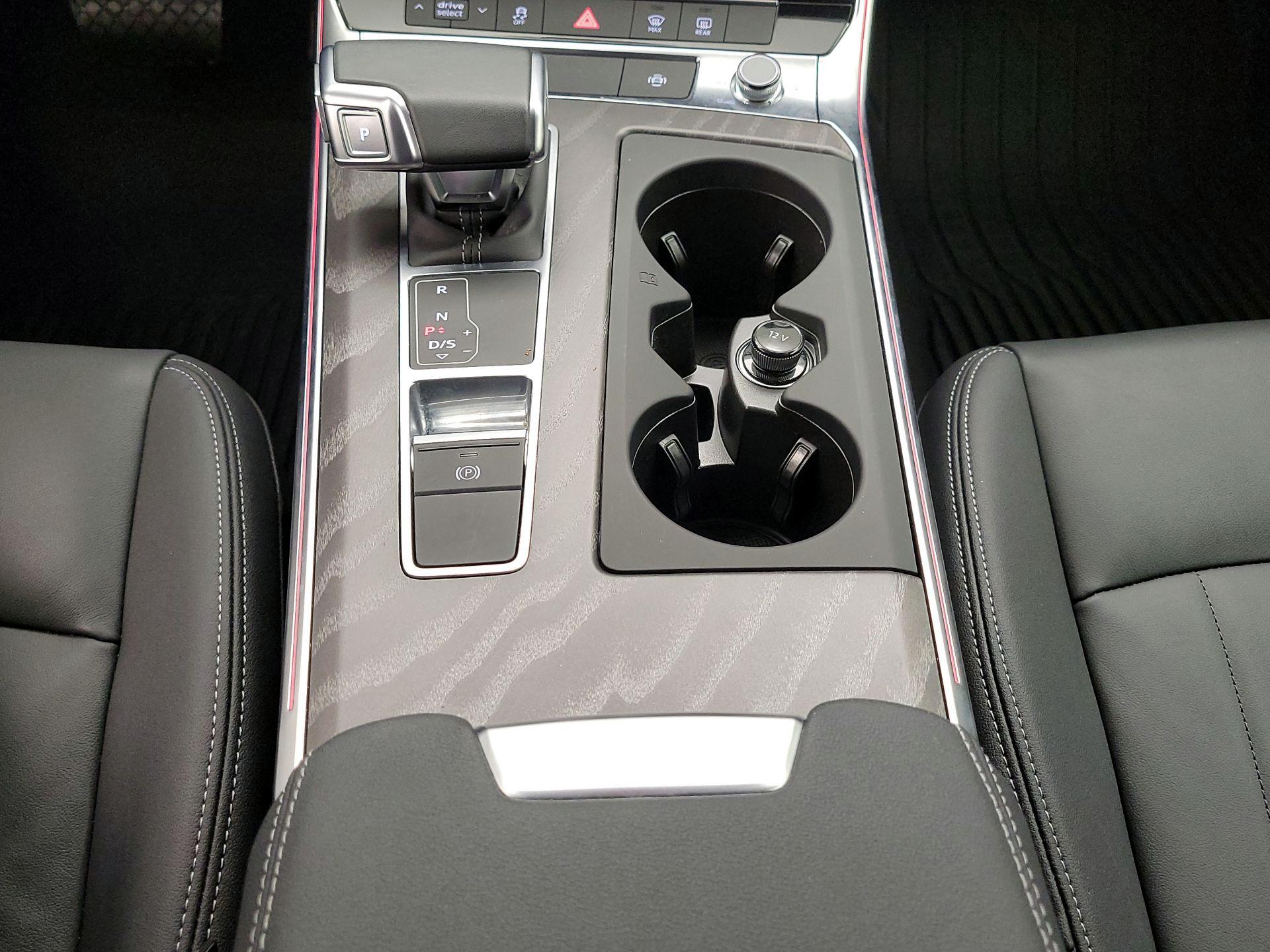 Thumbnail: 2025 Audi A6 - 18