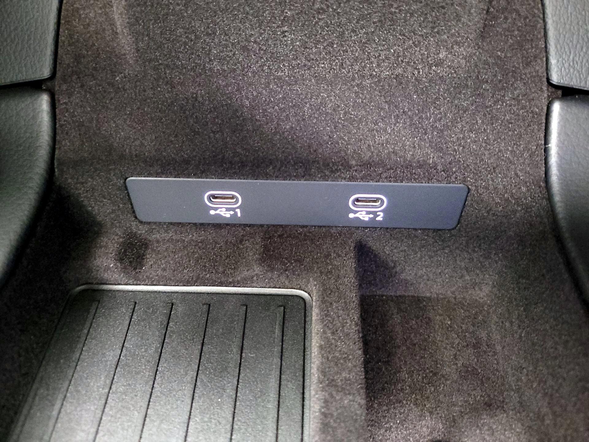 Thumbnail: 2025 Audi A6 - 19