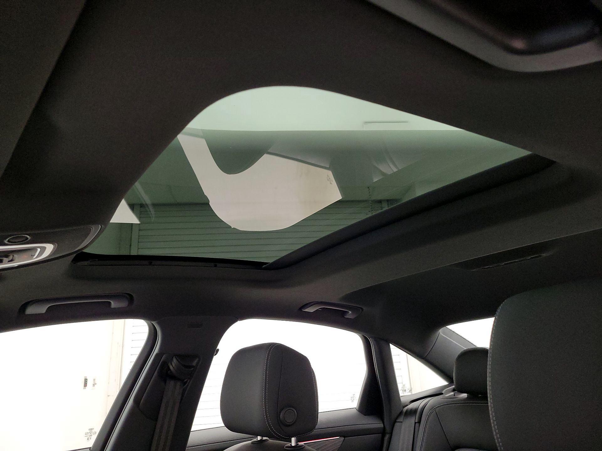 Thumbnail: 2025 Audi A6 - 20