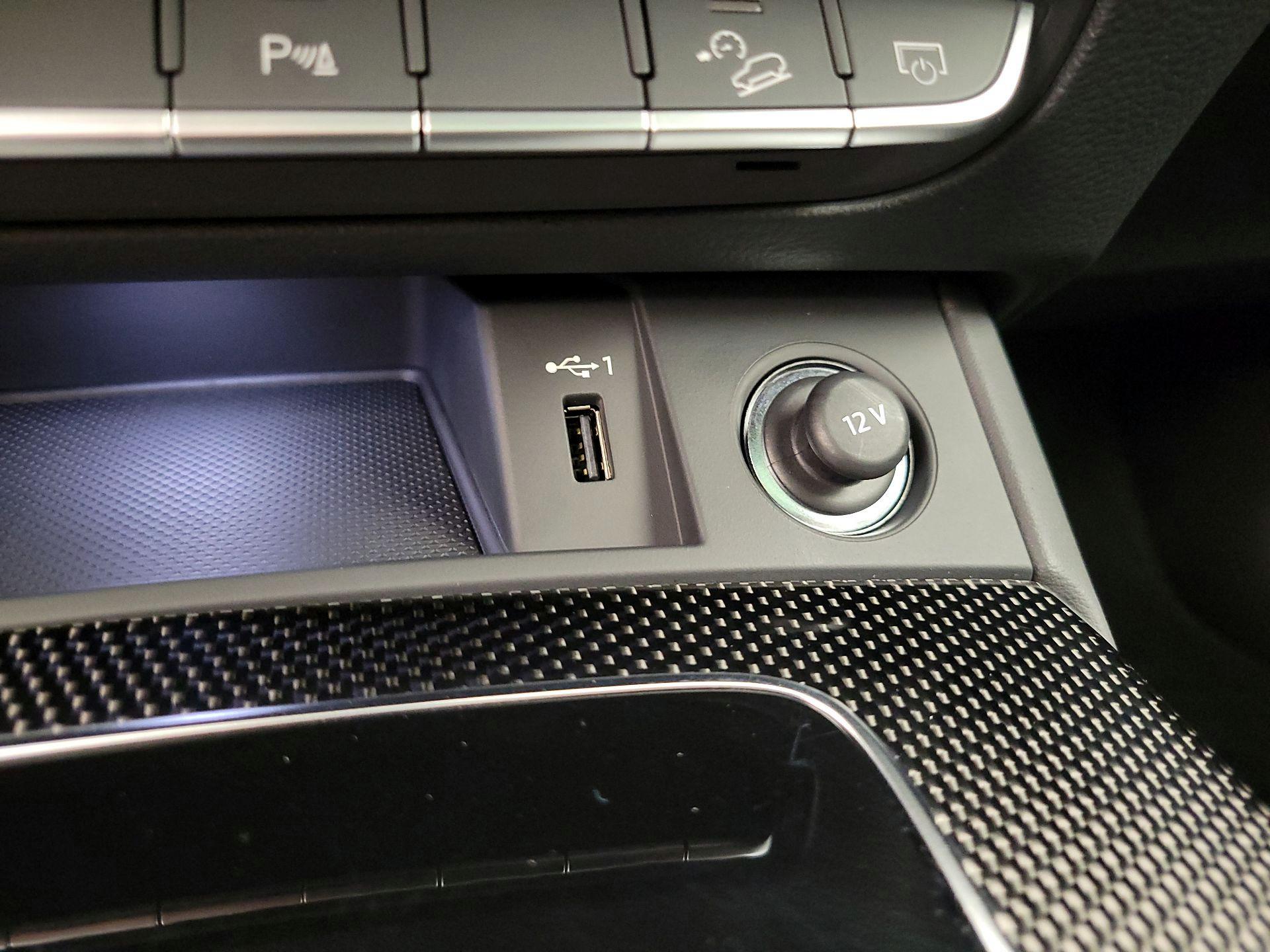 Thumbnail: 2024 Audi SQ5 - 19