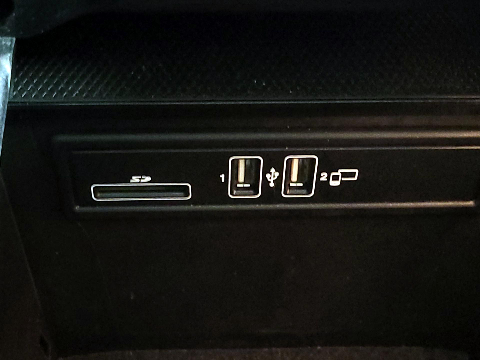 Thumbnail: 2019 Mercedes-Benz GLC - 18