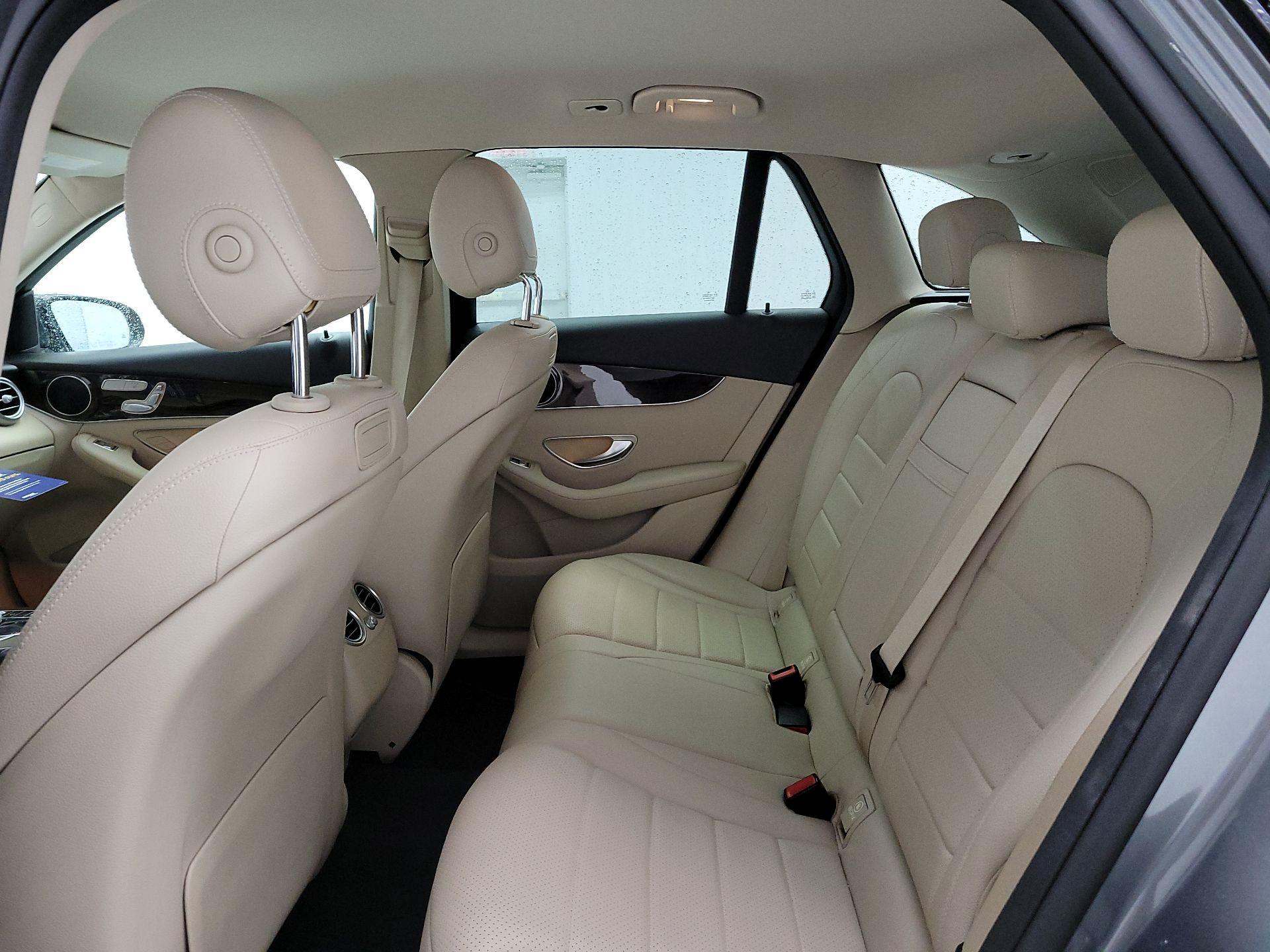 Thumbnail: 2019 Mercedes-Benz GLC - 19