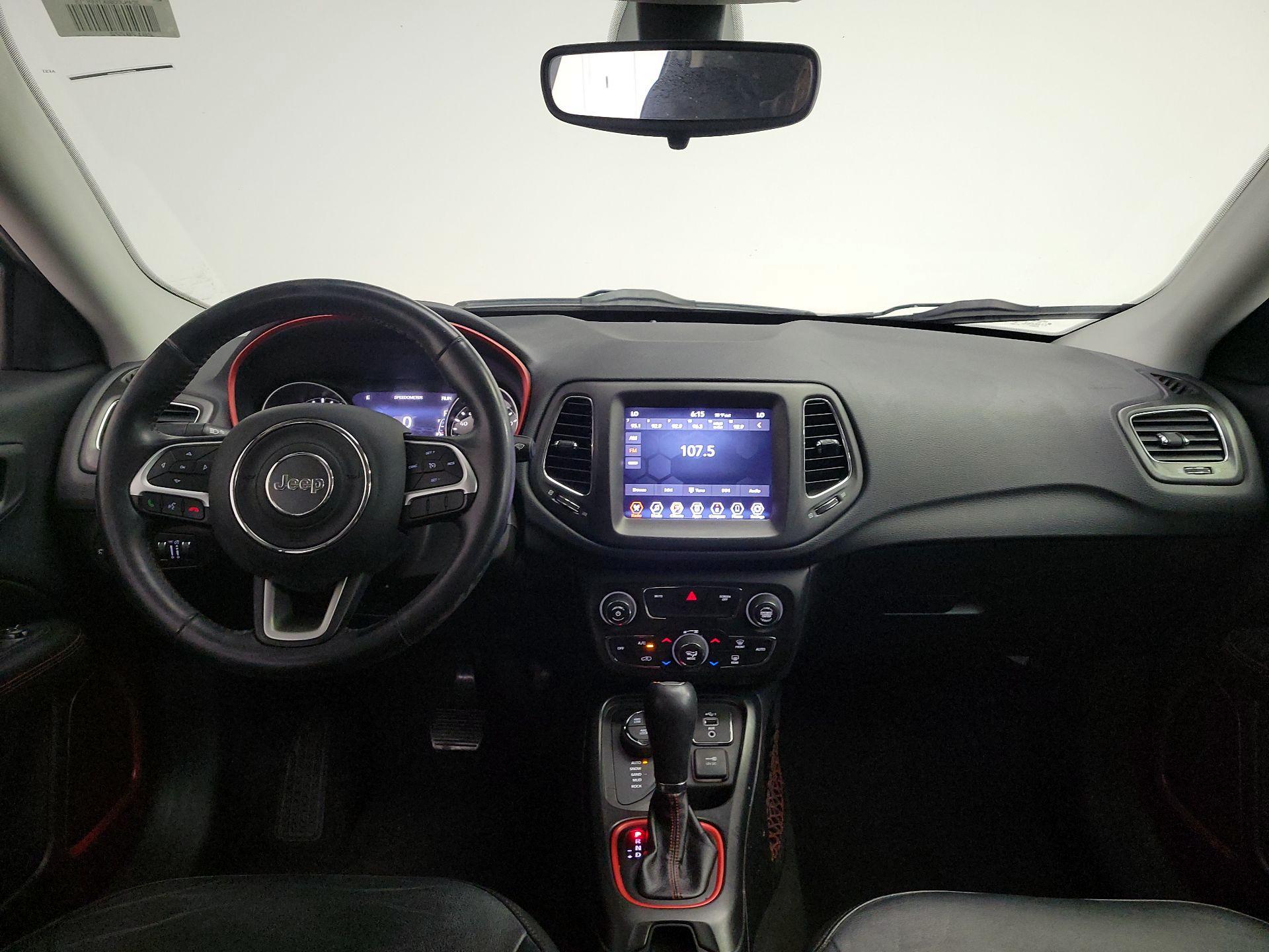 Thumbnail: 2019 Jeep Compass - 9