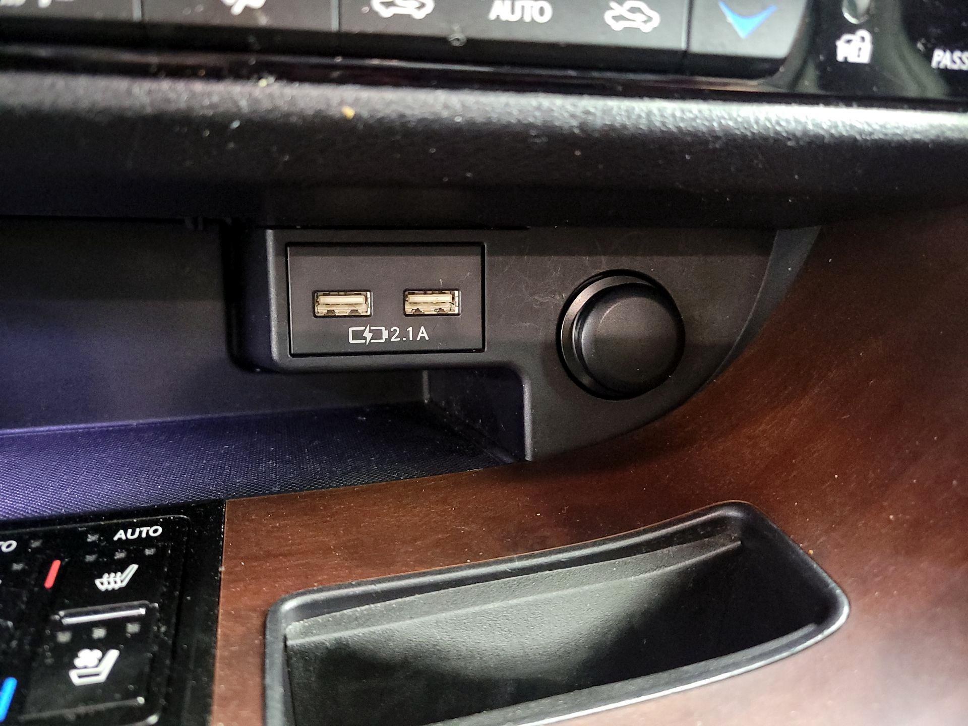 Thumbnail: 2020 Lexus RX - 19