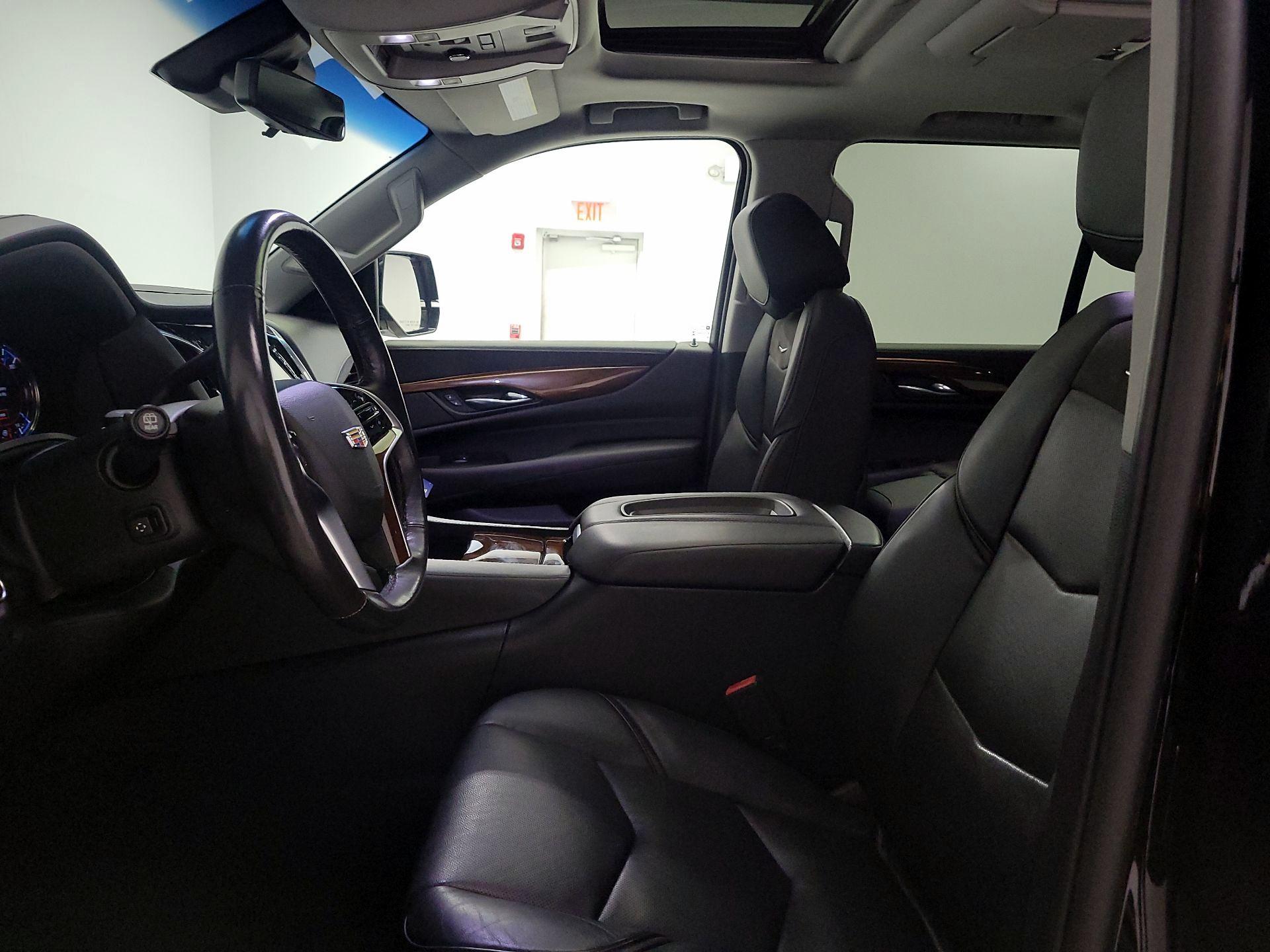 Thumbnail: 2018 Cadillac Escalade - 11