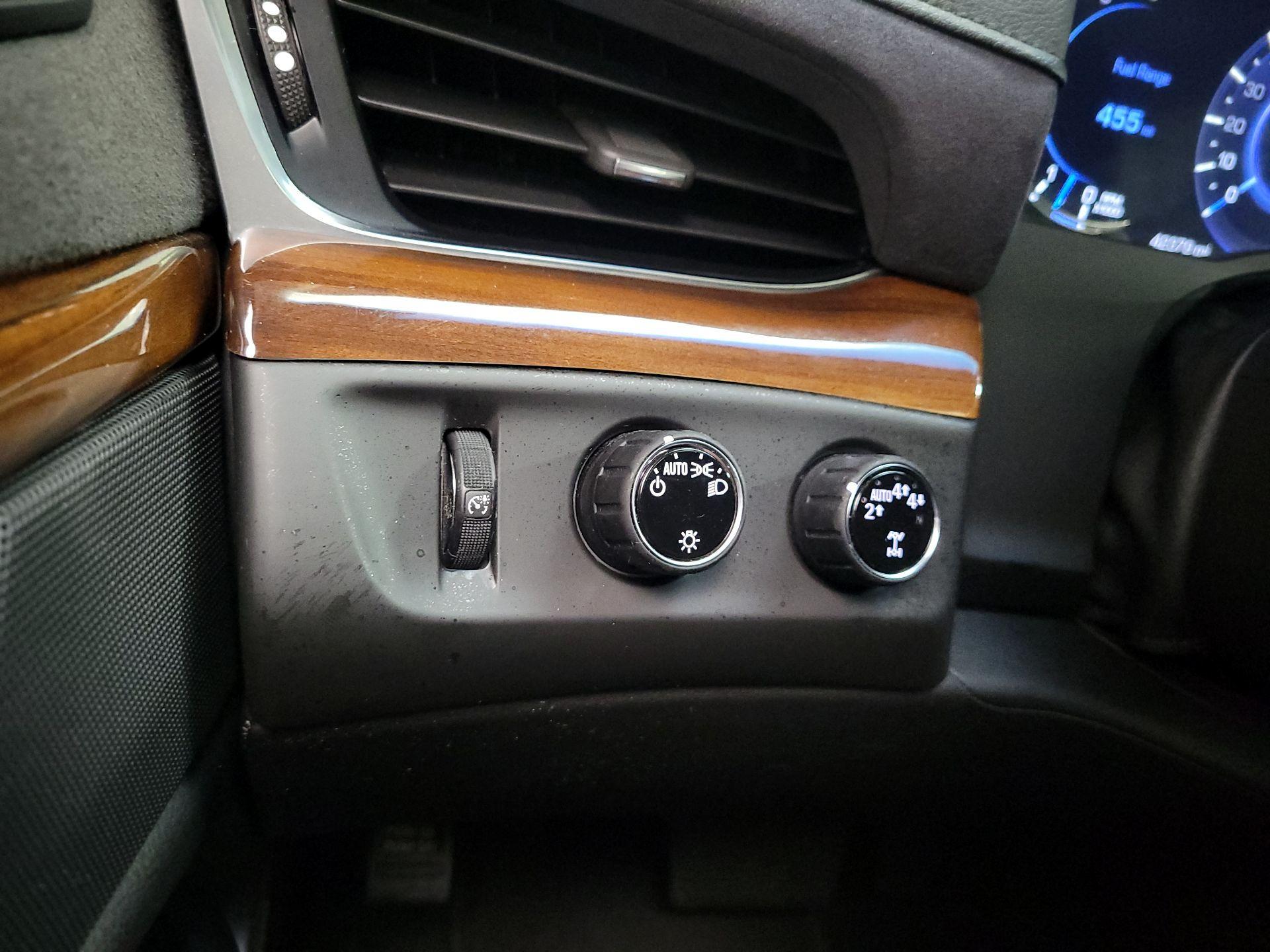 Thumbnail: 2018 Cadillac Escalade - 13