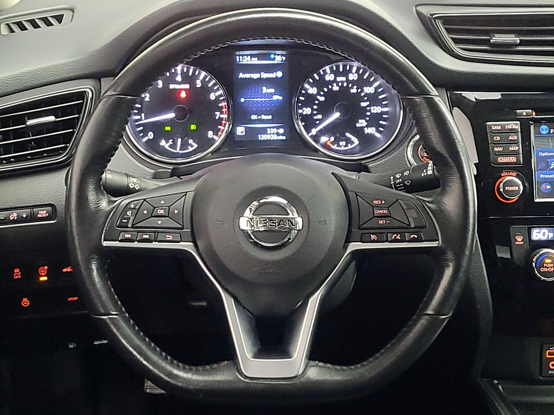 Thumbnail: 2017 Nissan Rogue - 10