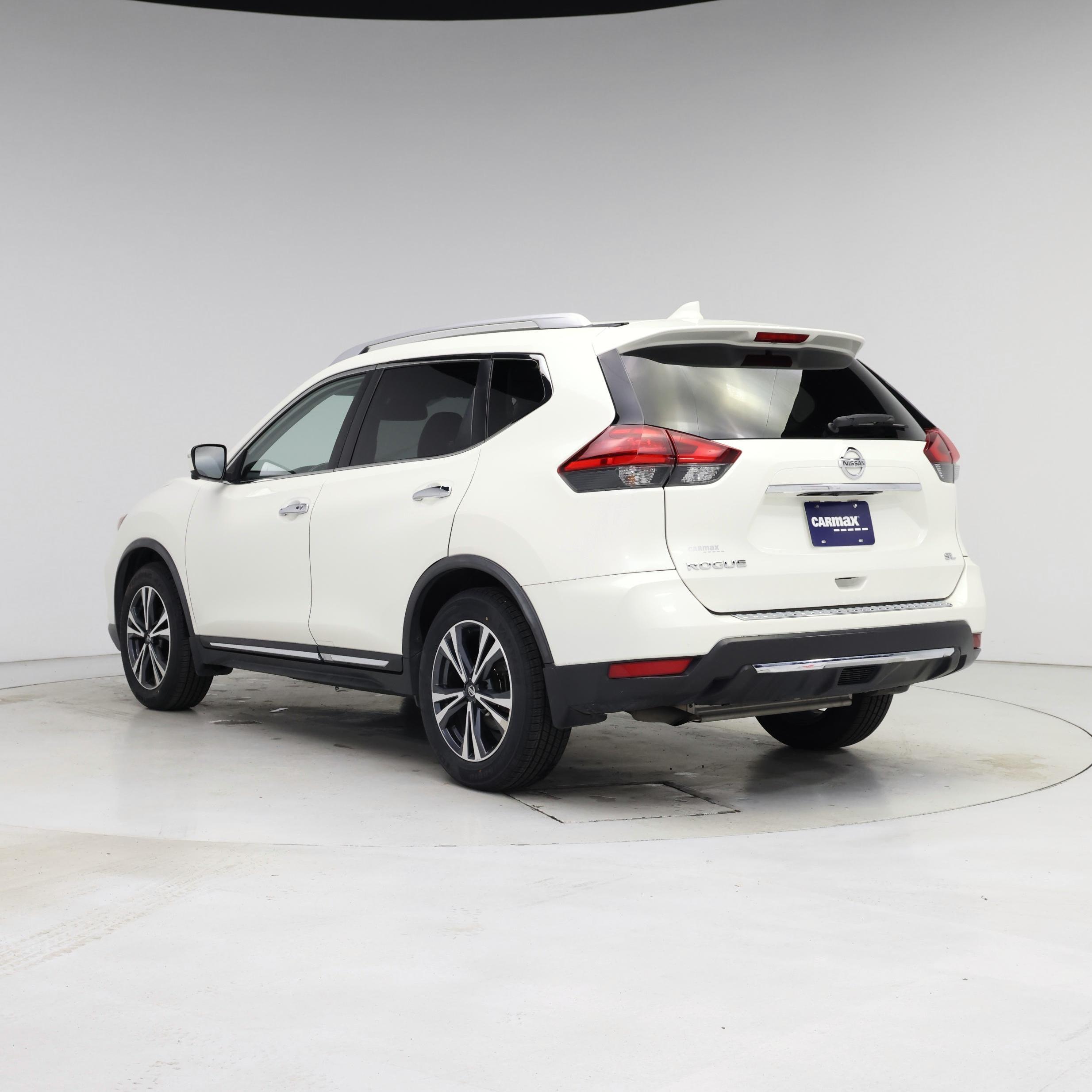 Thumbnail: 2017 Nissan Rogue - 2