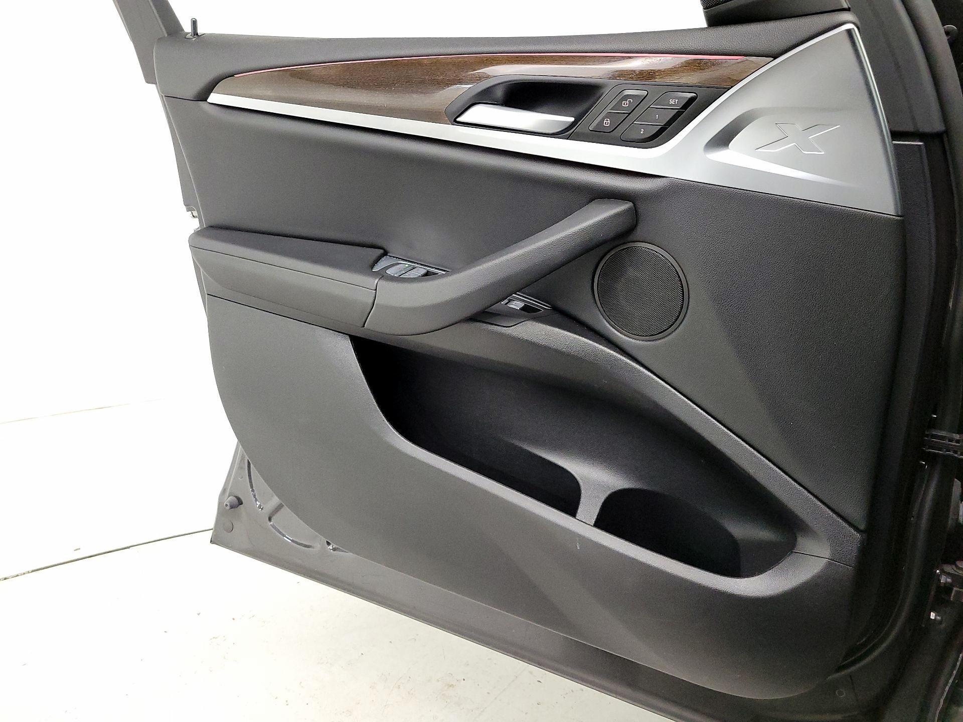 Thumbnail: 2022 BMW X3 - 12