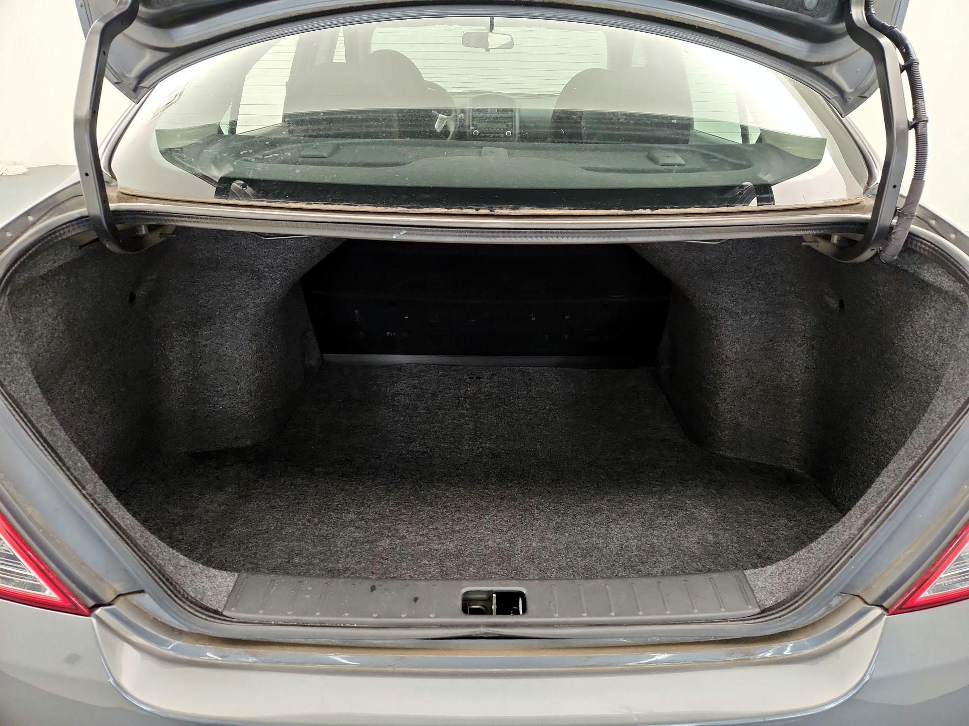 Thumbnail: 2017 Nissan Versa - 19