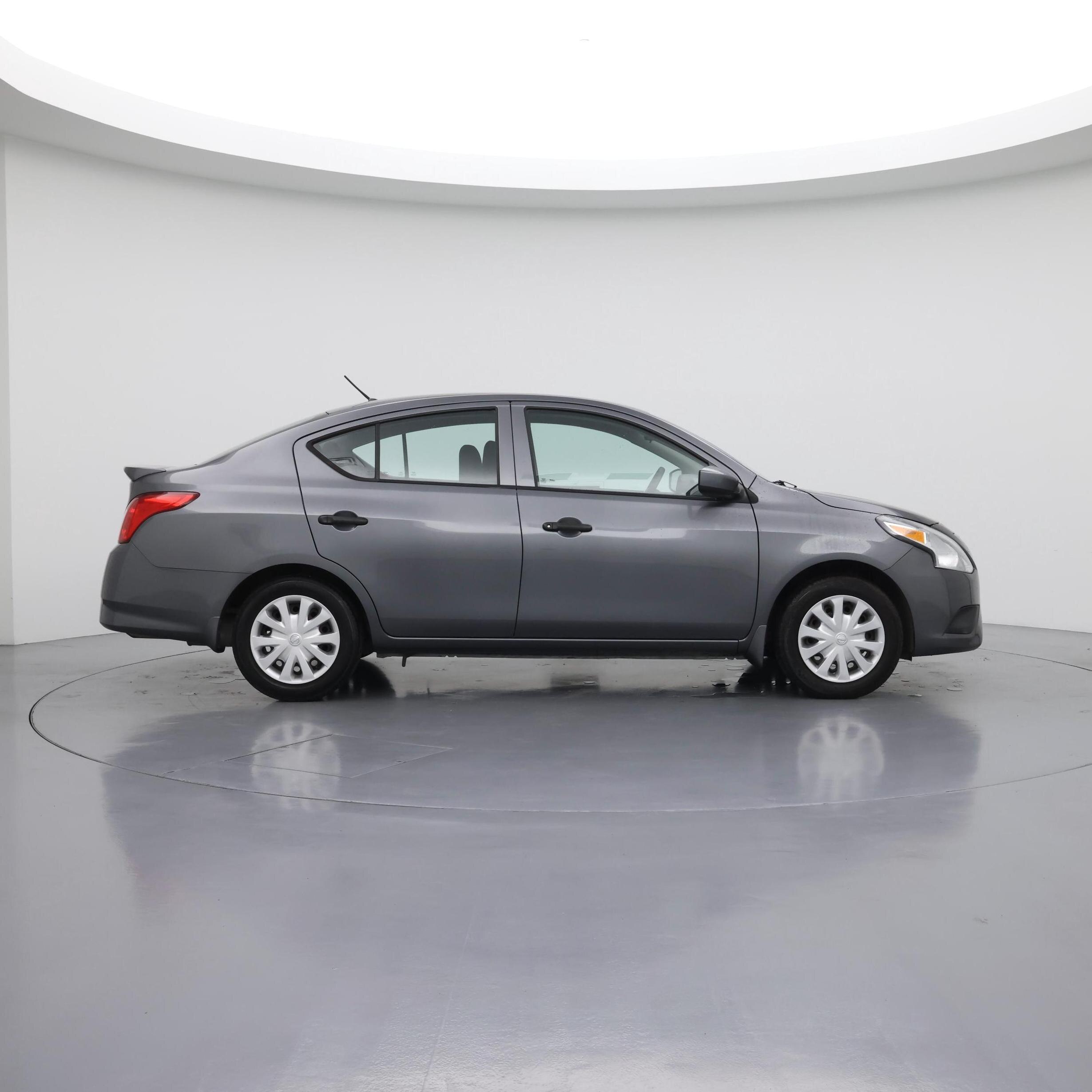 Thumbnail: 2017 Nissan Versa - 7