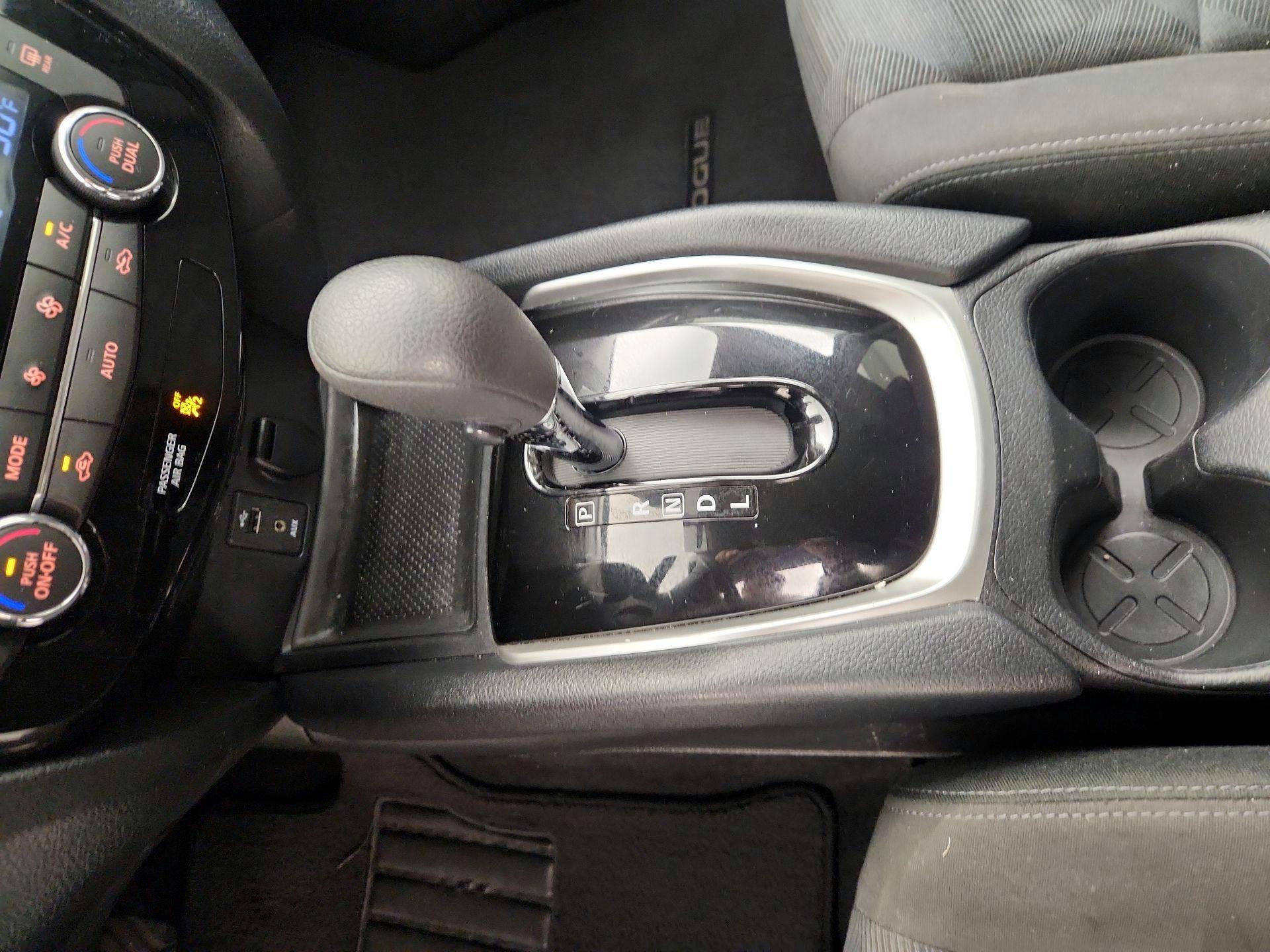 Thumbnail: 2016 Nissan Rogue - 17