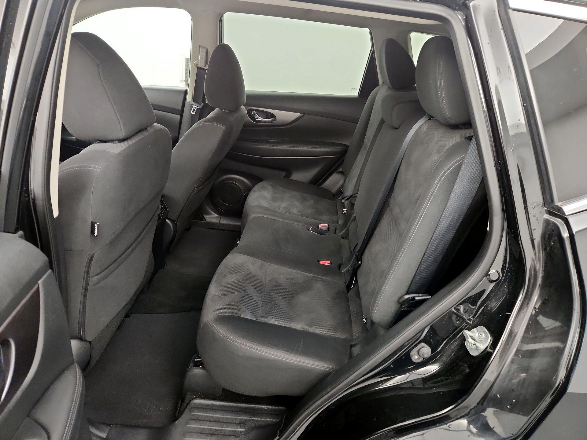 Thumbnail: 2016 Nissan Rogue - 19