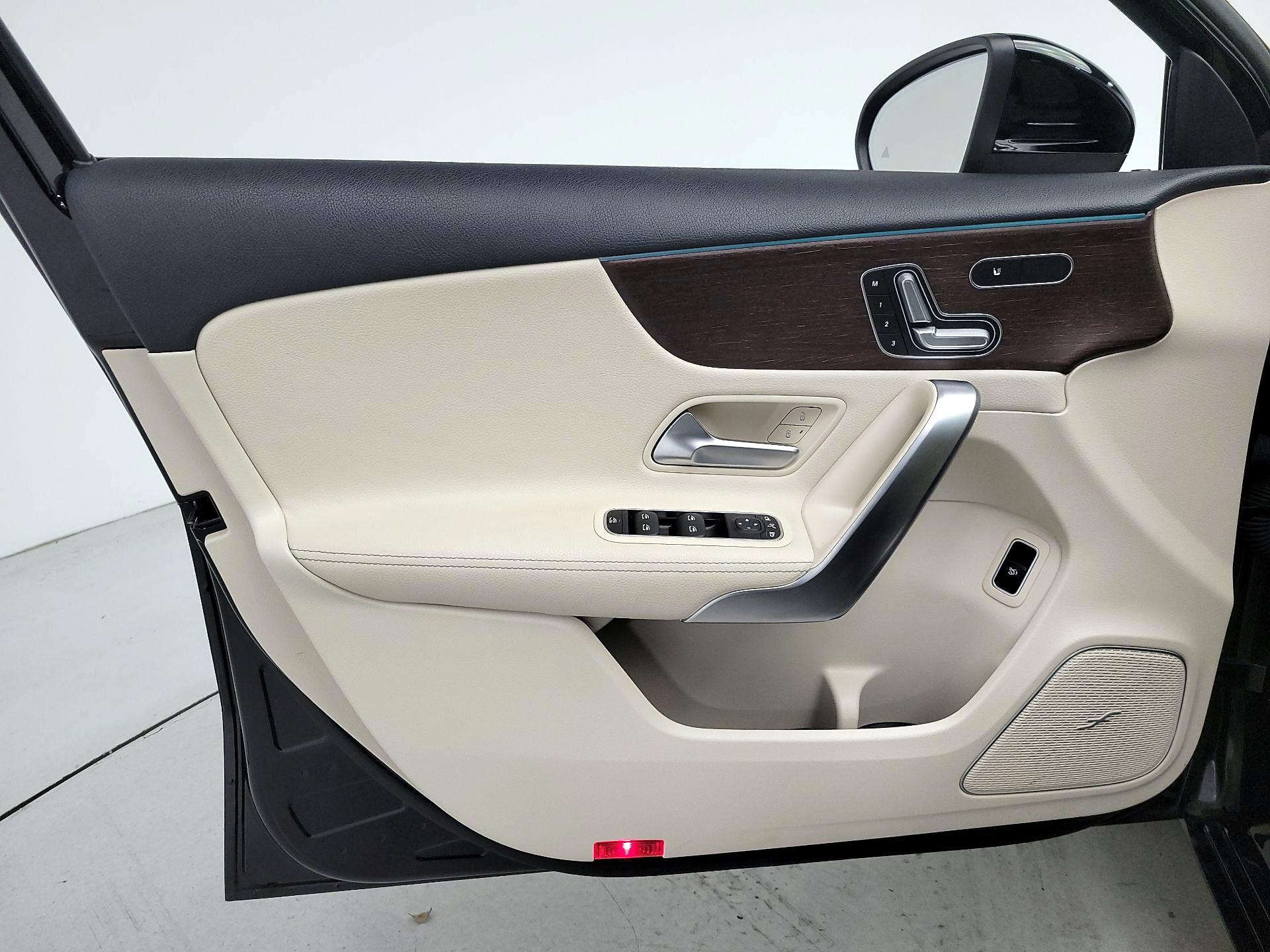 Thumbnail: 2021 Mercedes-Benz A-Class - 12