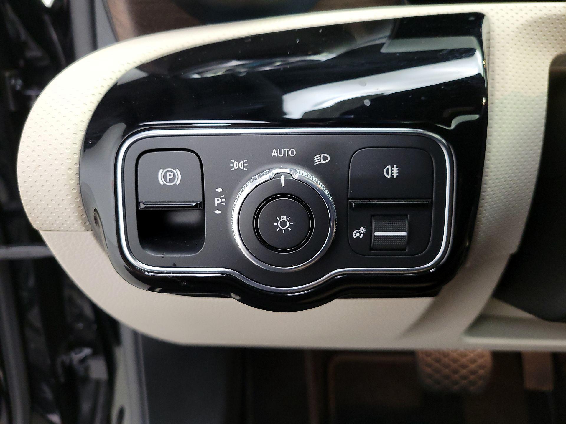 Thumbnail: 2021 Mercedes-Benz A-Class - 13