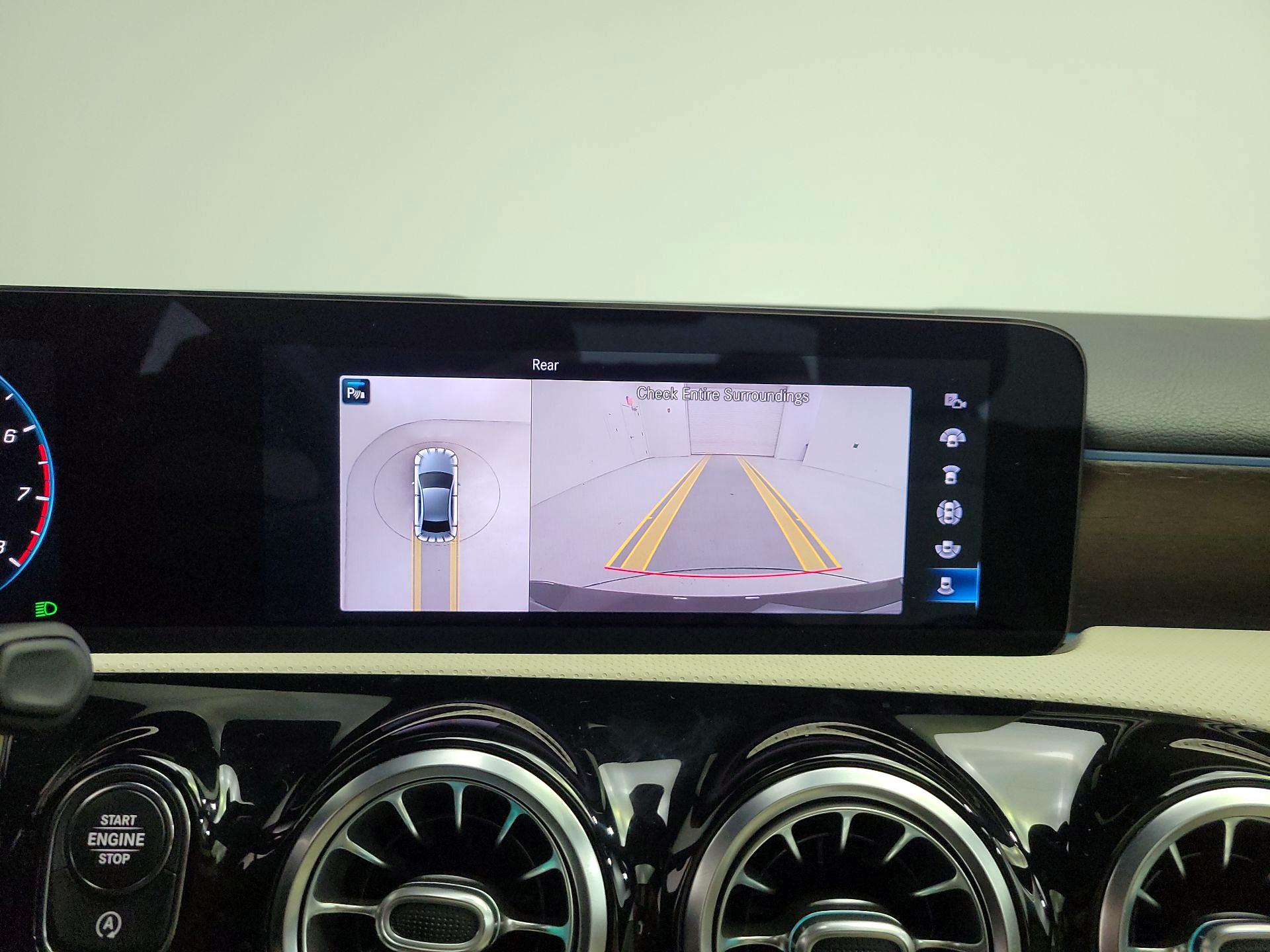 Thumbnail: 2021 Mercedes-Benz A-Class - 15