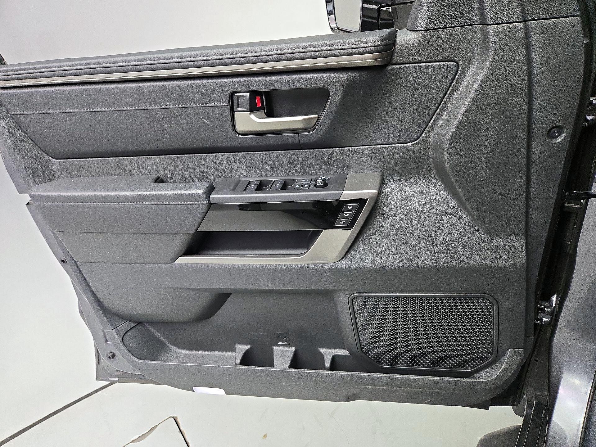 Thumbnail: 2024 Toyota Tundra - 12