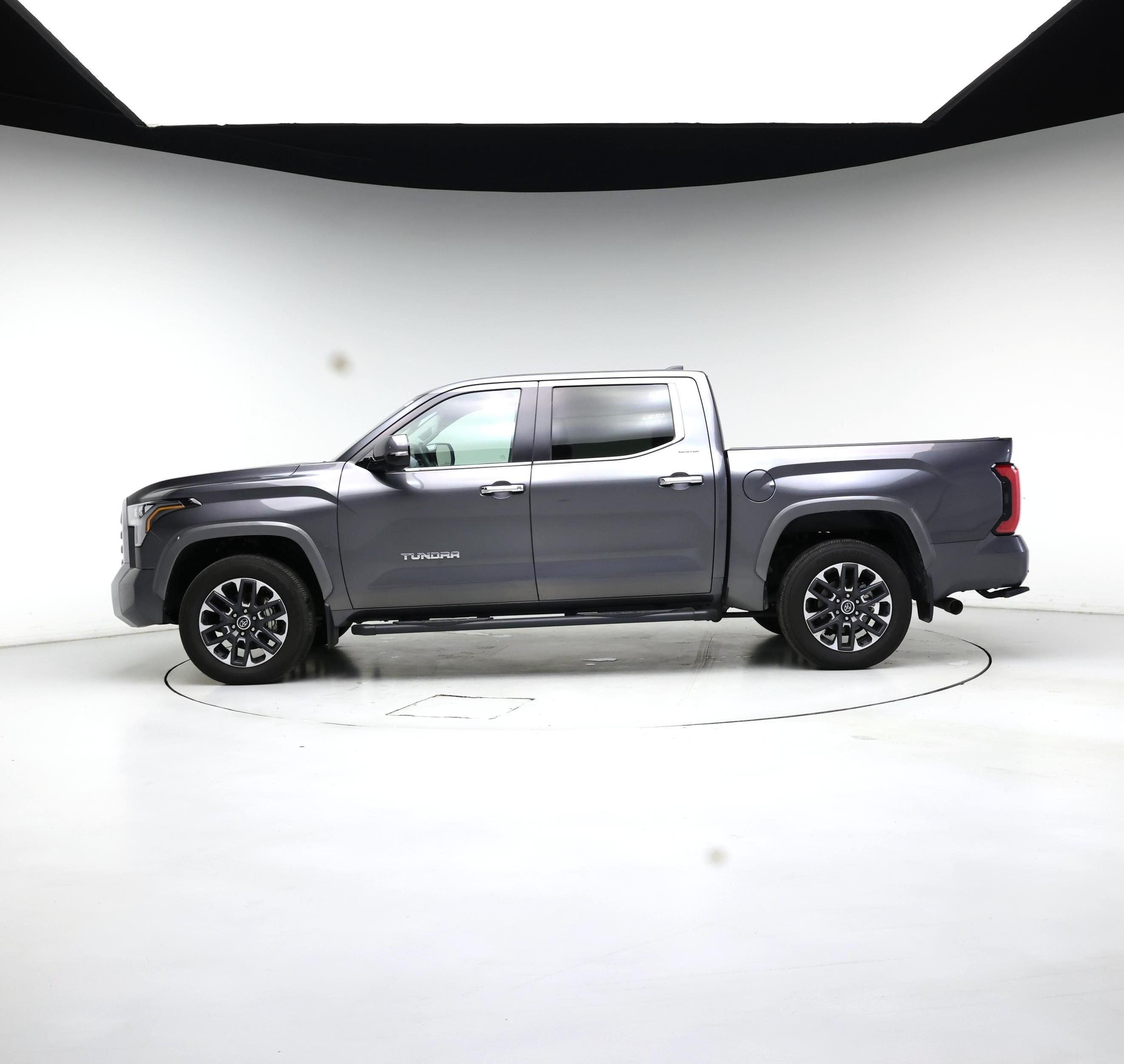 Thumbnail: 2024 Toyota Tundra - 3