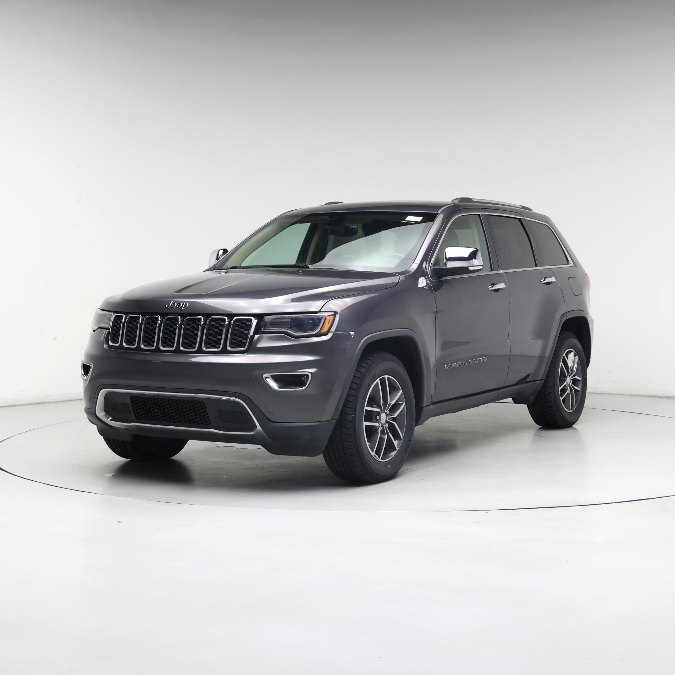 Thumbnail: 2017 Jeep Grand Cherokee - 4