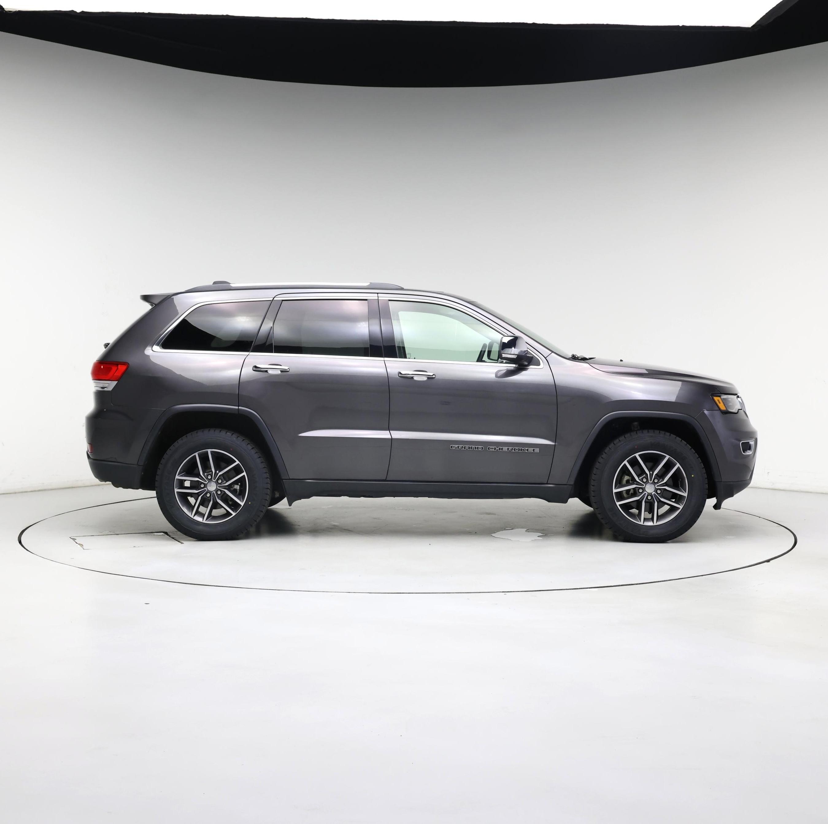 Thumbnail: 2017 Jeep Grand Cherokee - 7