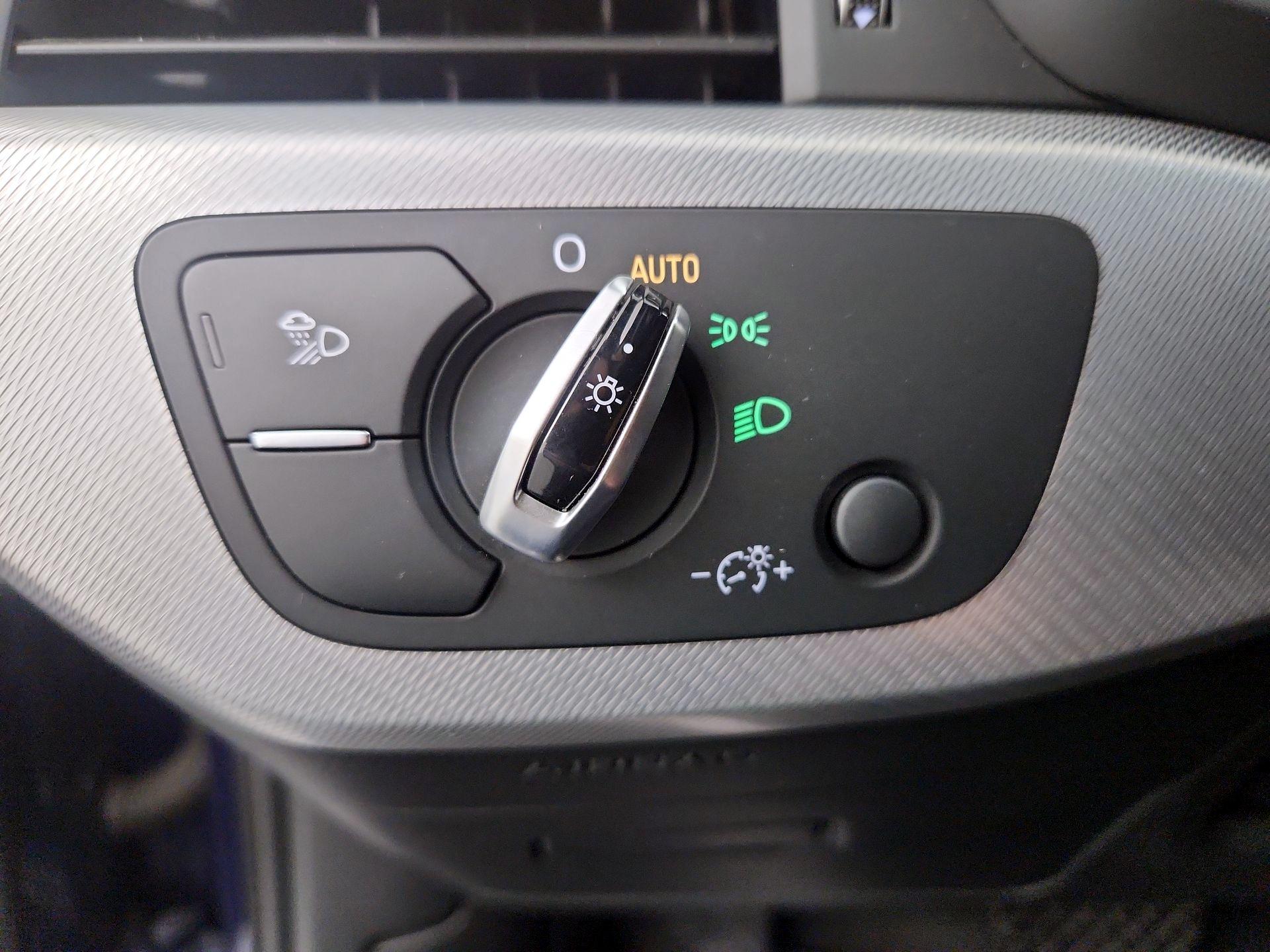 Thumbnail: 2018 Audi A4 - 13