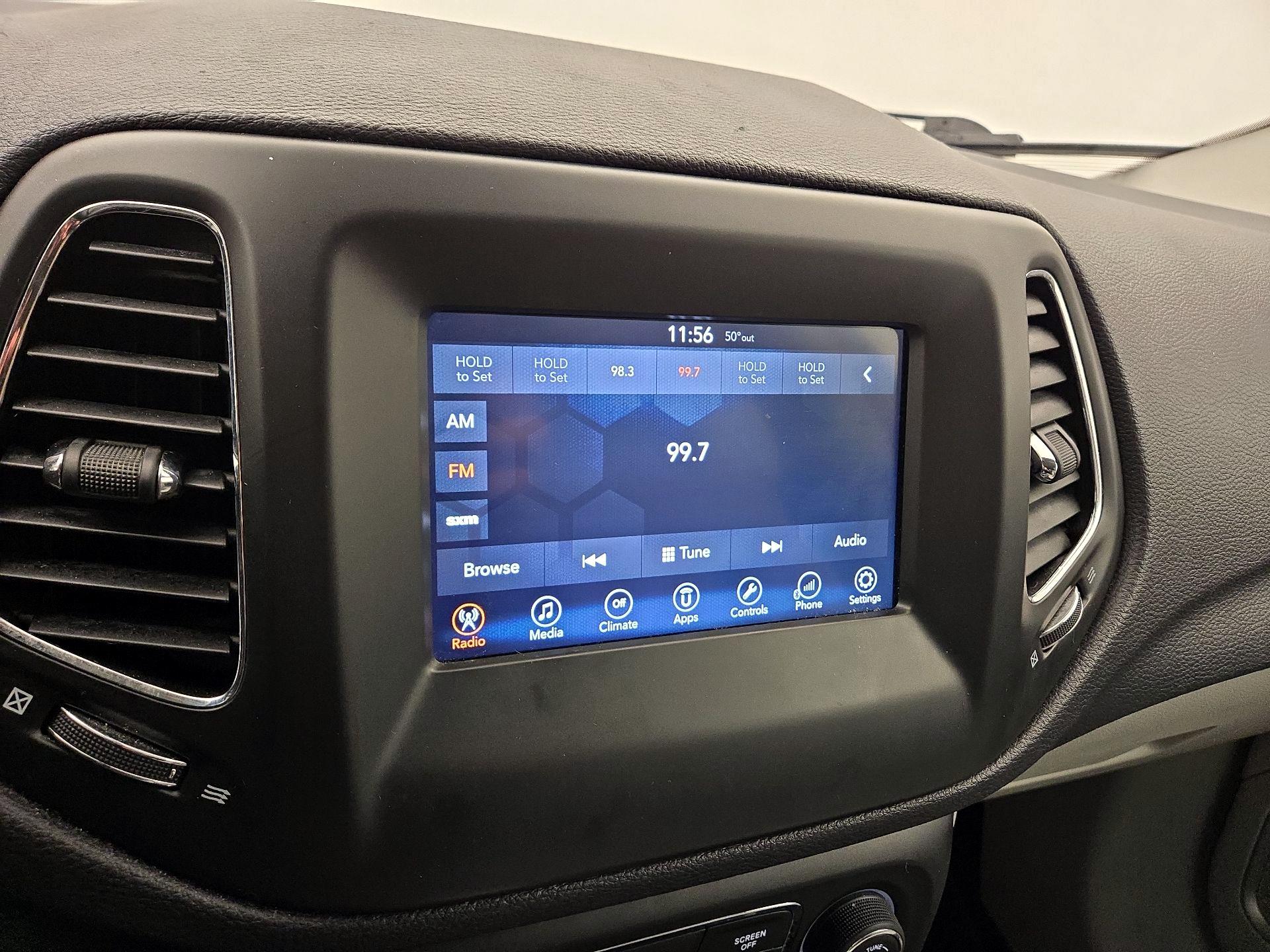 Thumbnail: 2017 Jeep Compass - 15