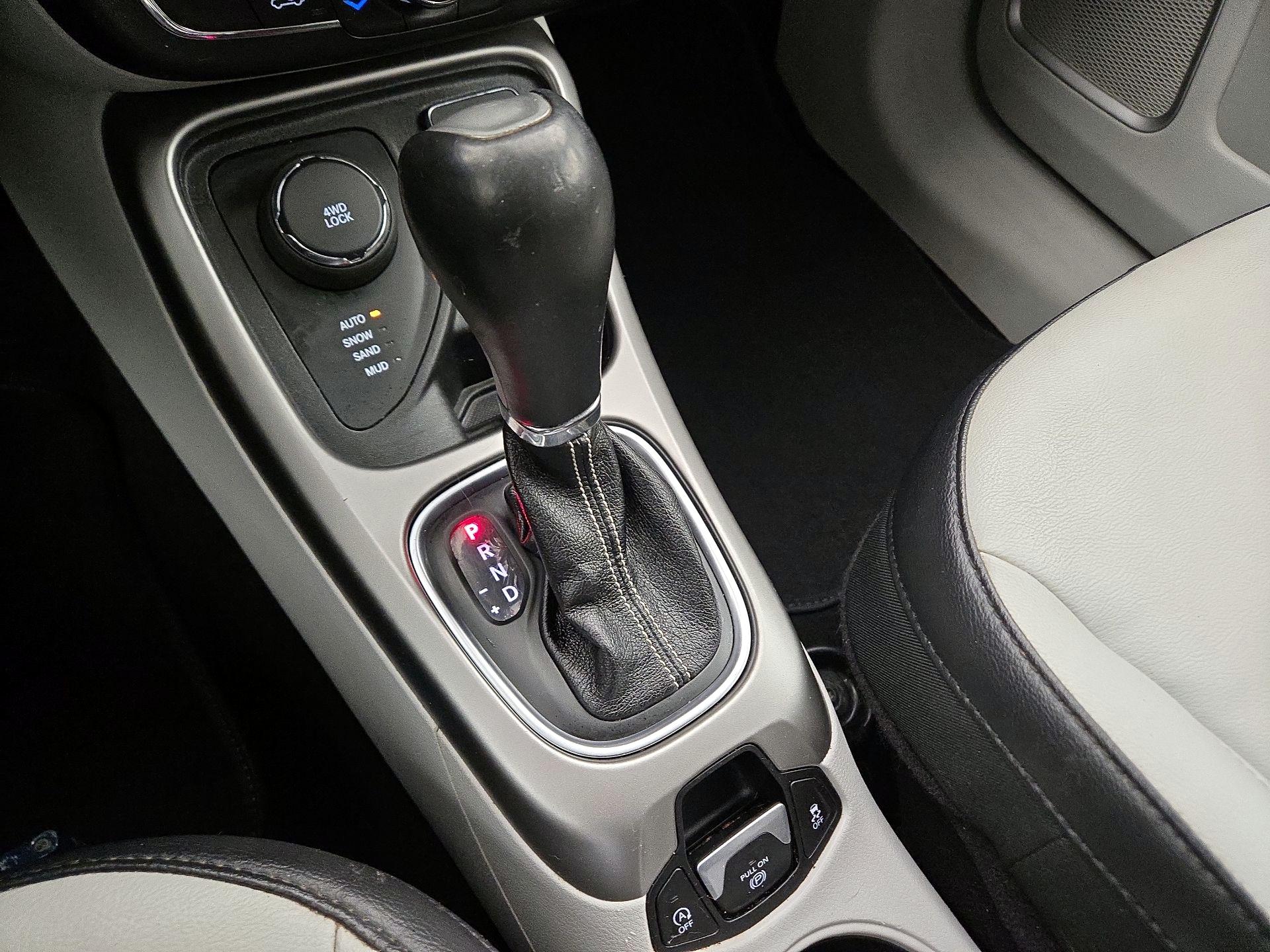 Thumbnail: 2017 Jeep Compass - 17