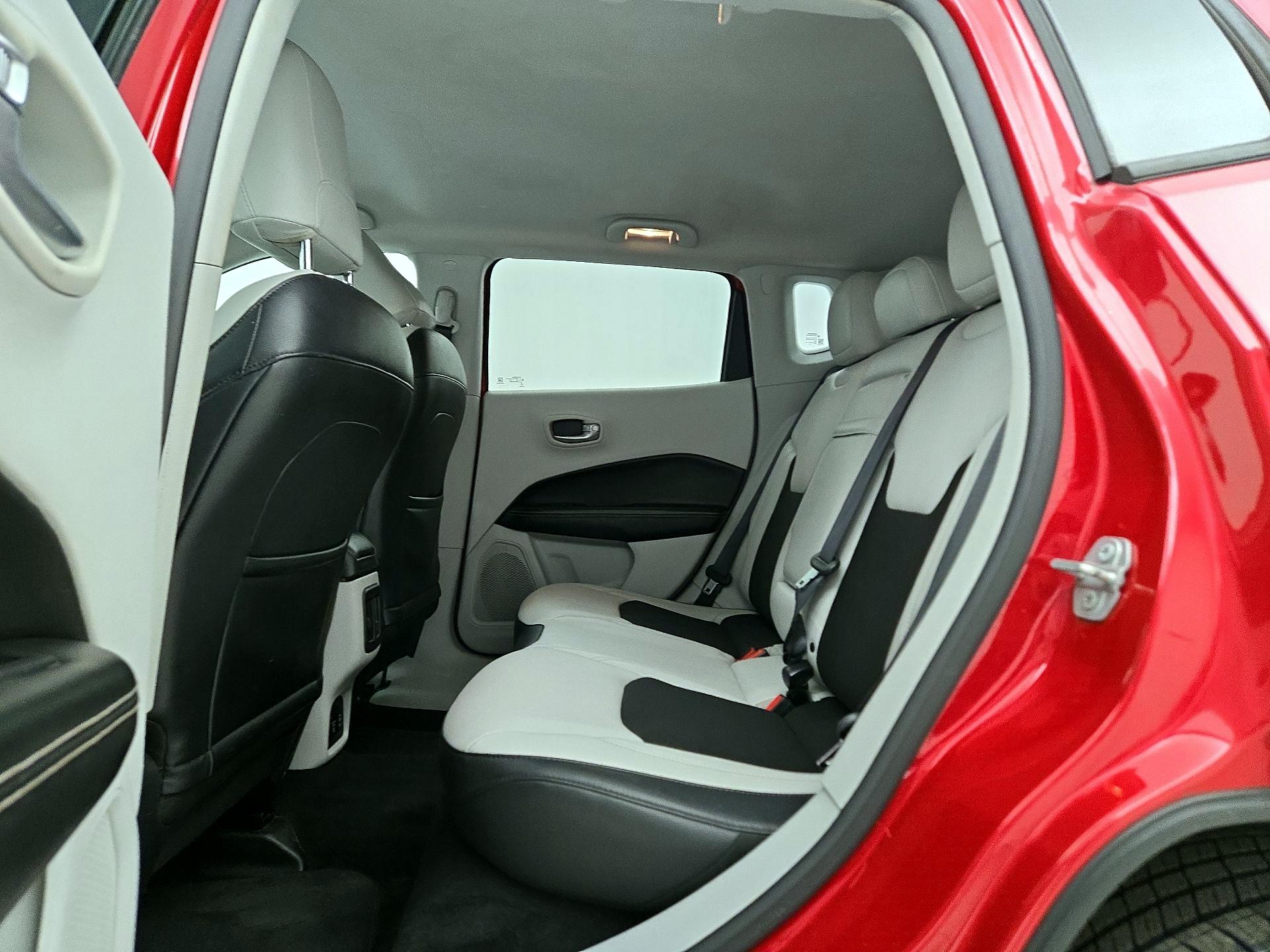 Thumbnail: 2017 Jeep Compass - 19