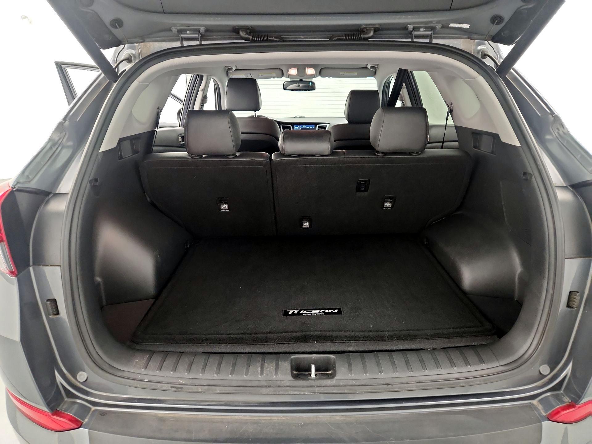 Thumbnail: 2018 Hyundai Tucson - 20