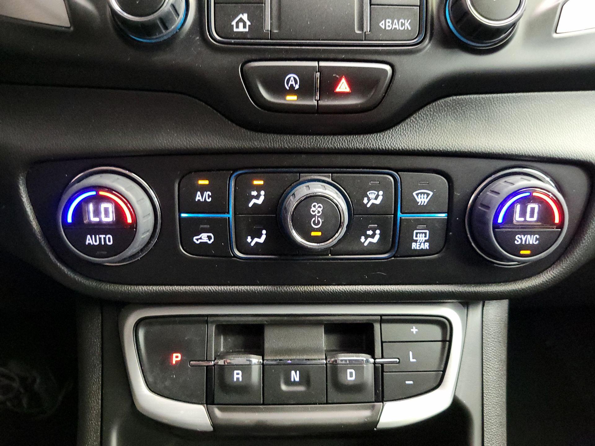 Thumbnail: 2023 GMC Terrain - 16