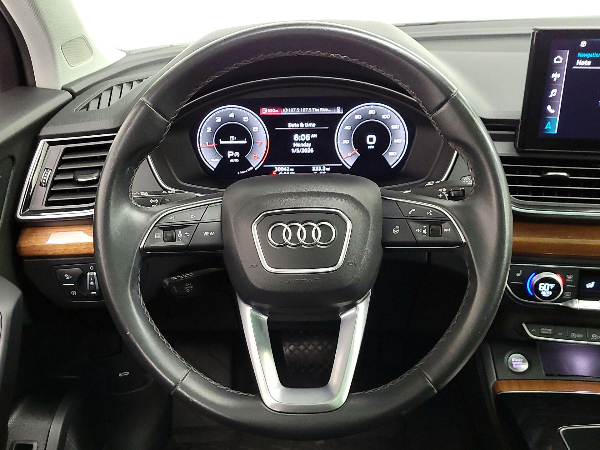 Thumbnail: 2022 Audi Q5 - 10