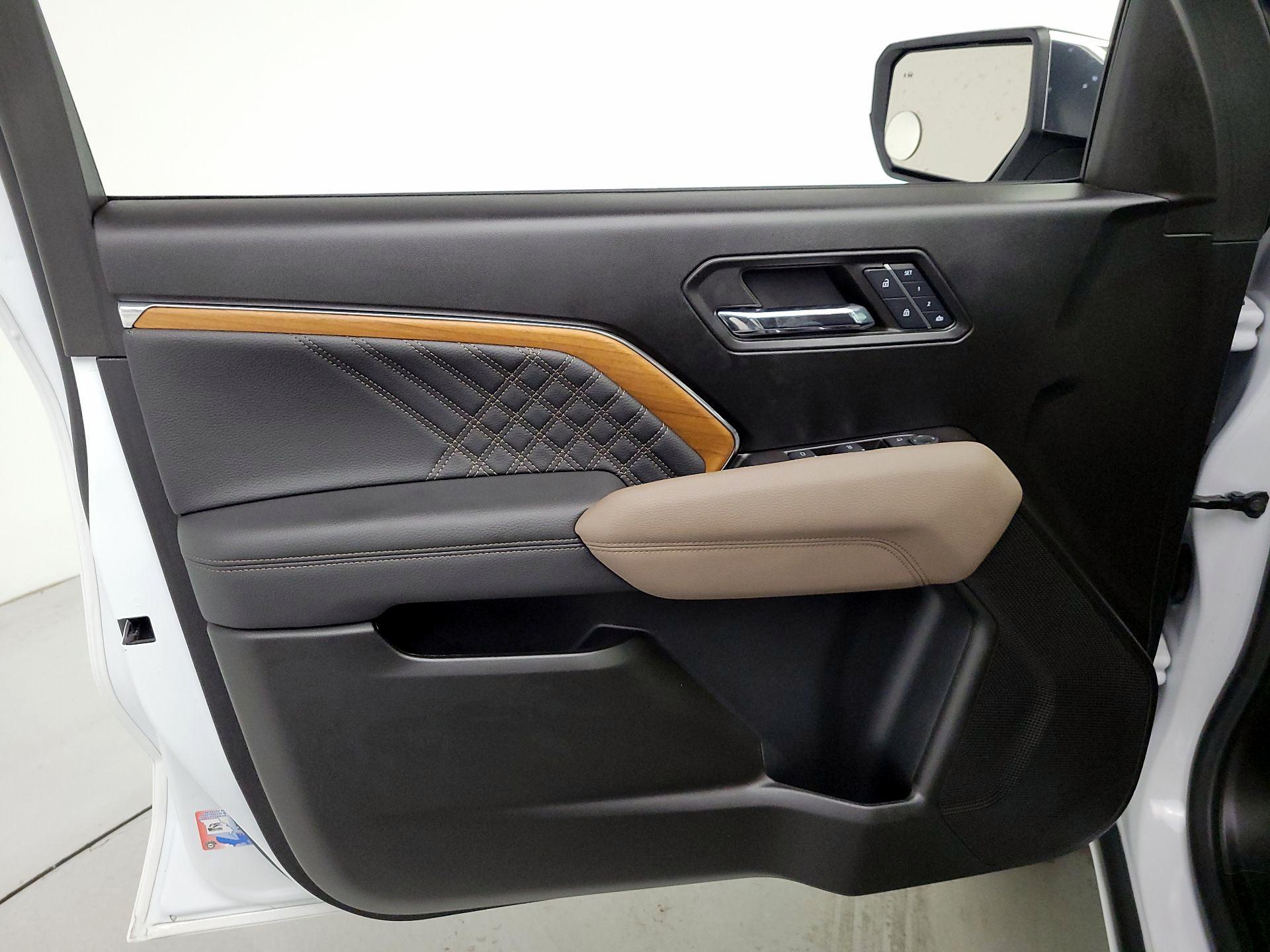 Thumbnail: 2024 GMC Canyon - 12