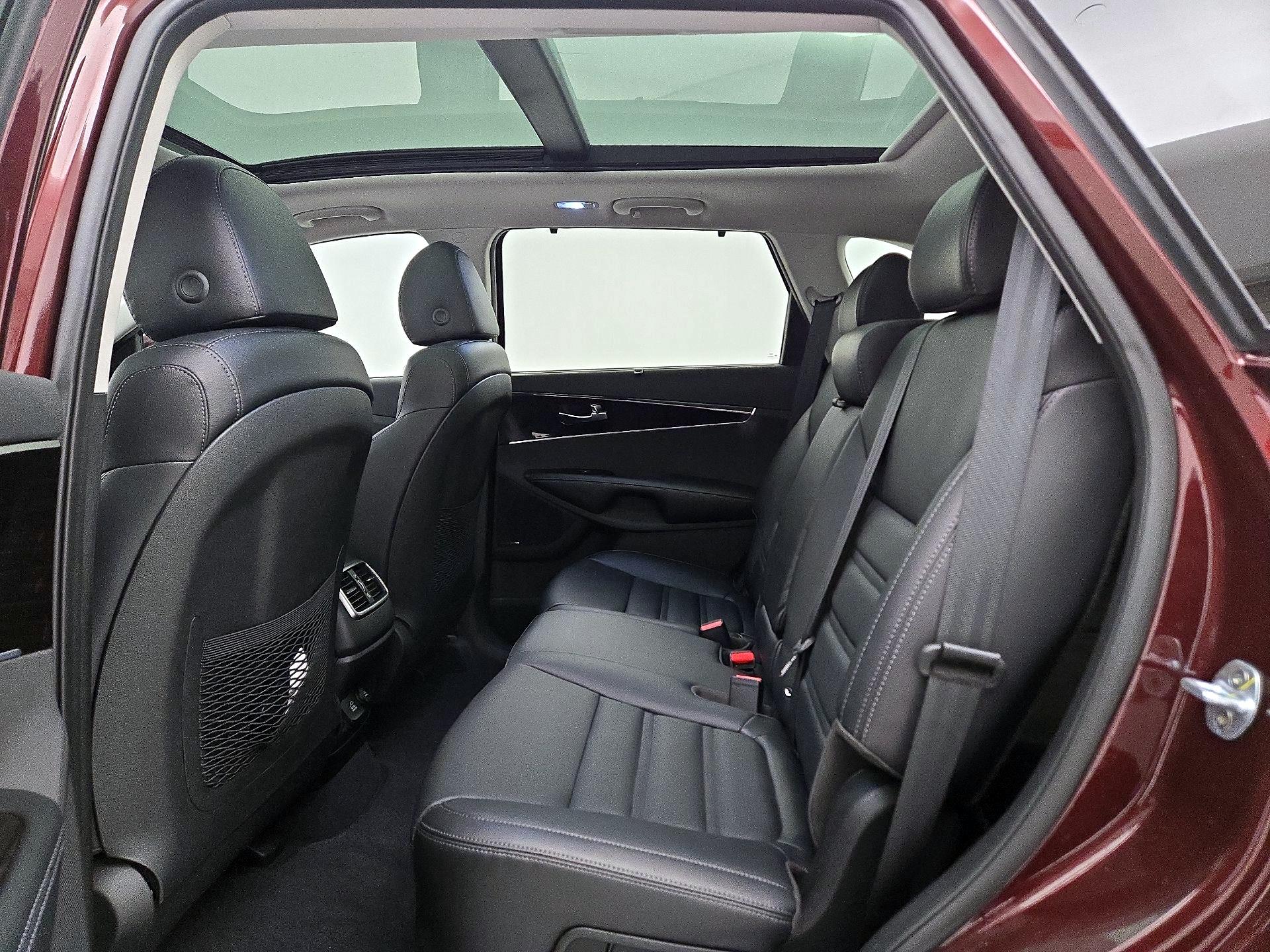 Thumbnail: 2019 Kia Sorento - 20