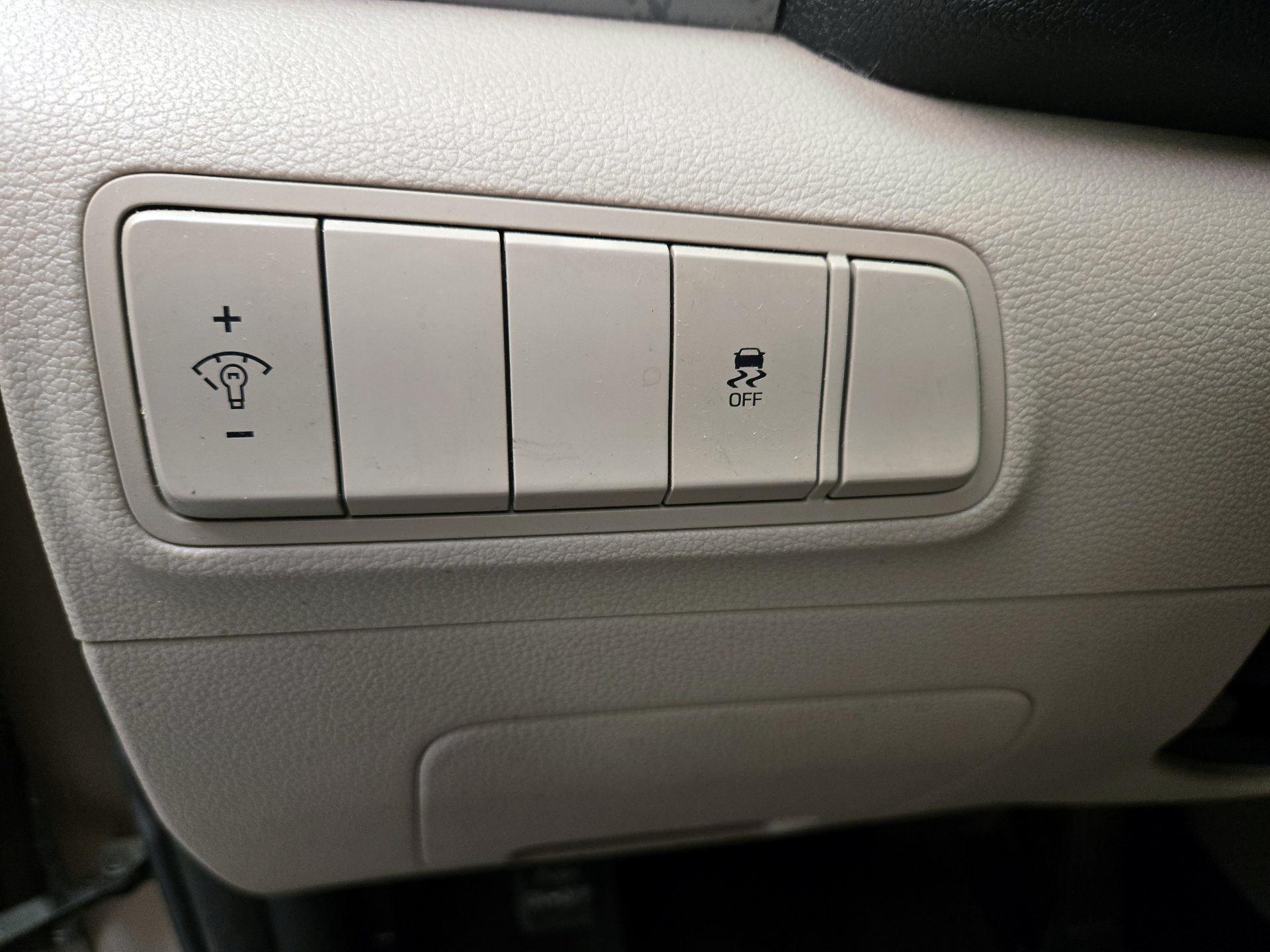 Thumbnail: 2016 Hyundai Tucson - 13