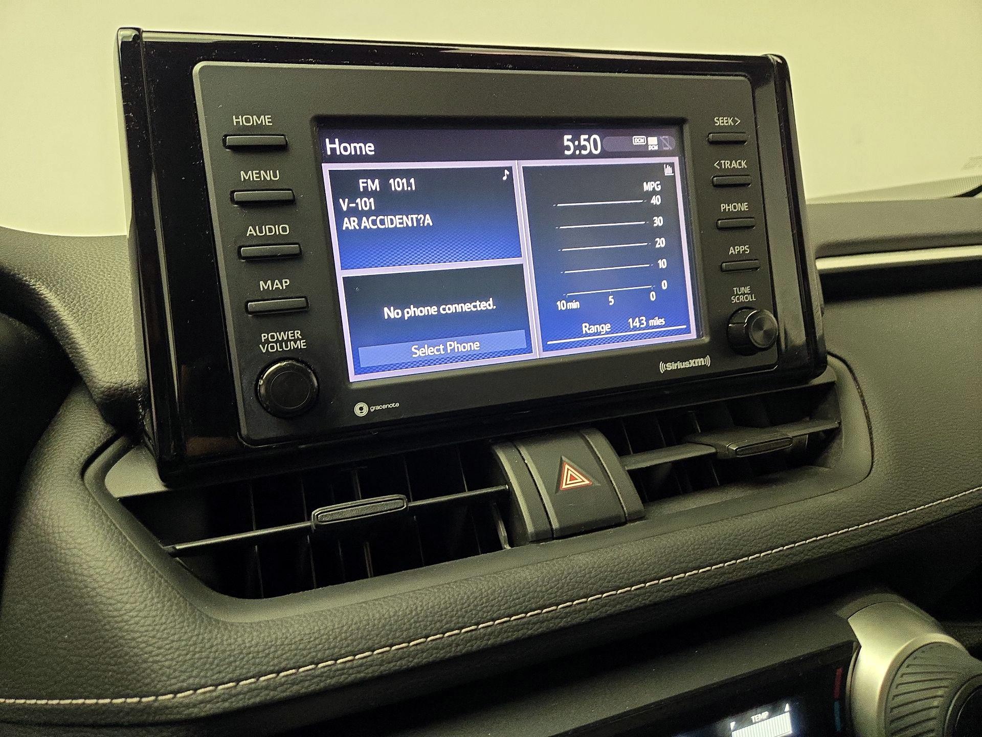 Thumbnail: 2020 Toyota RAV4 - 15