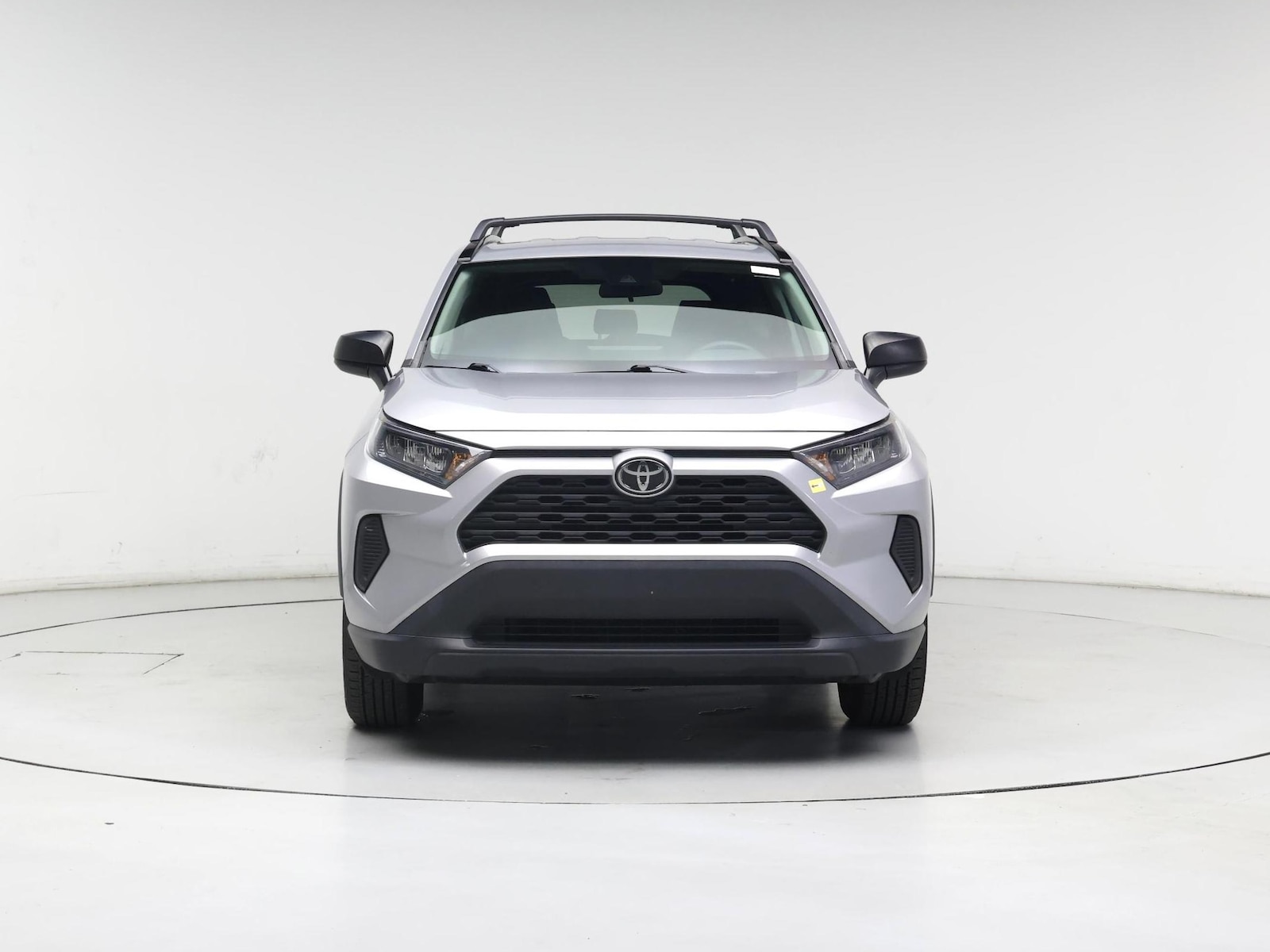2020 Toyota RAV4 LE - Photo 6