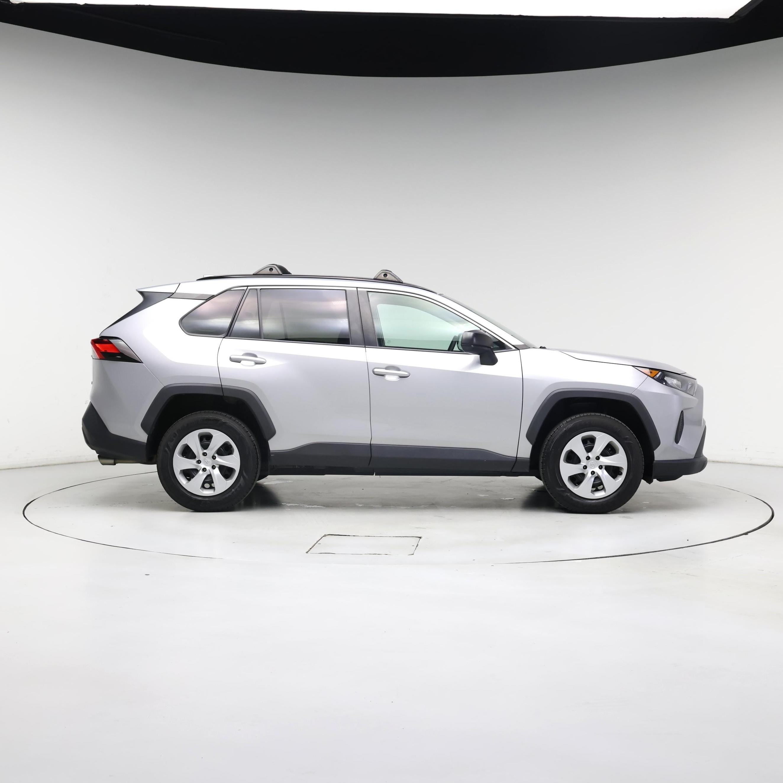 Thumbnail: 2020 Toyota RAV4 - 7