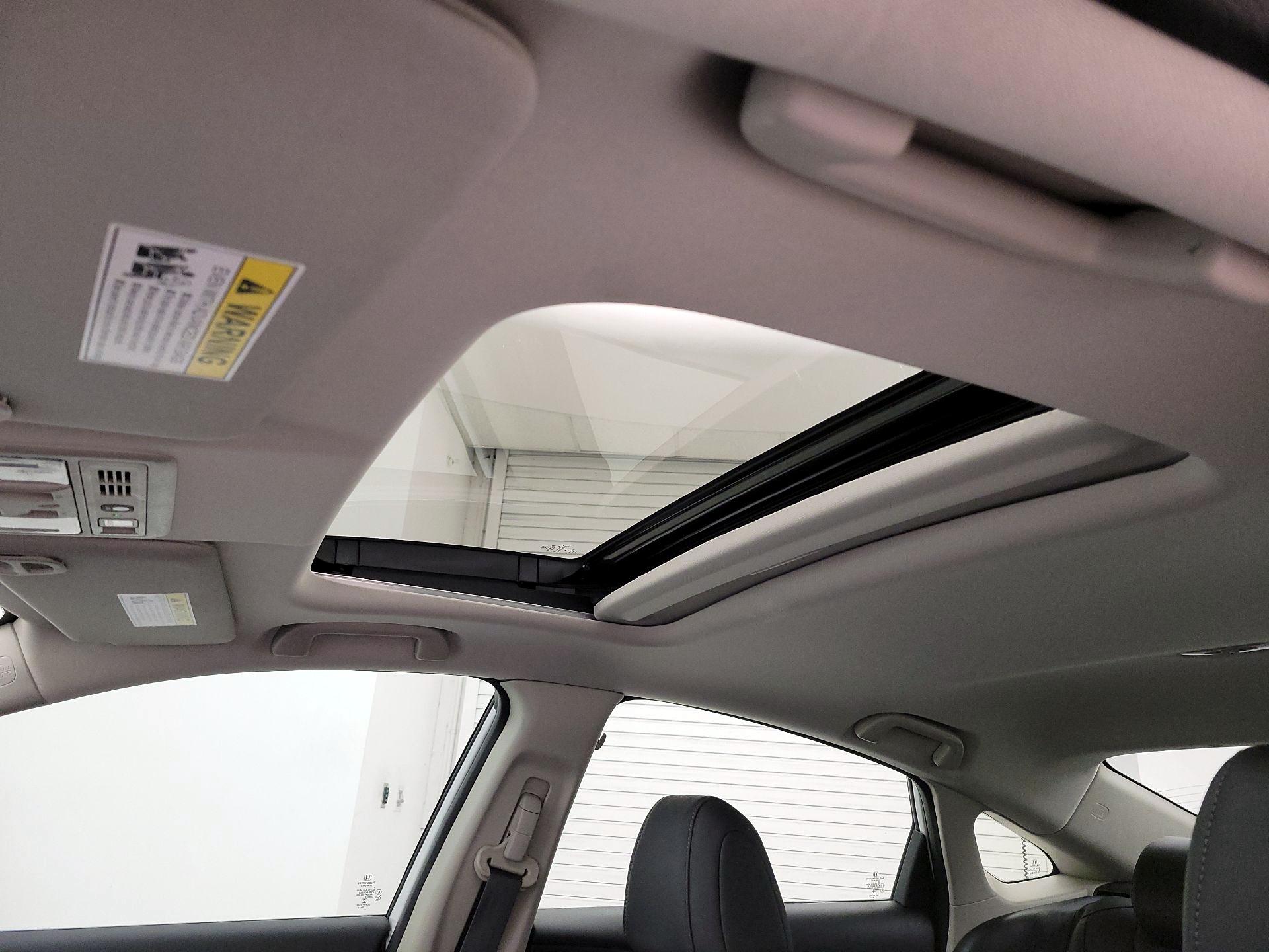 Thumbnail: 2021 Honda Insight - 19