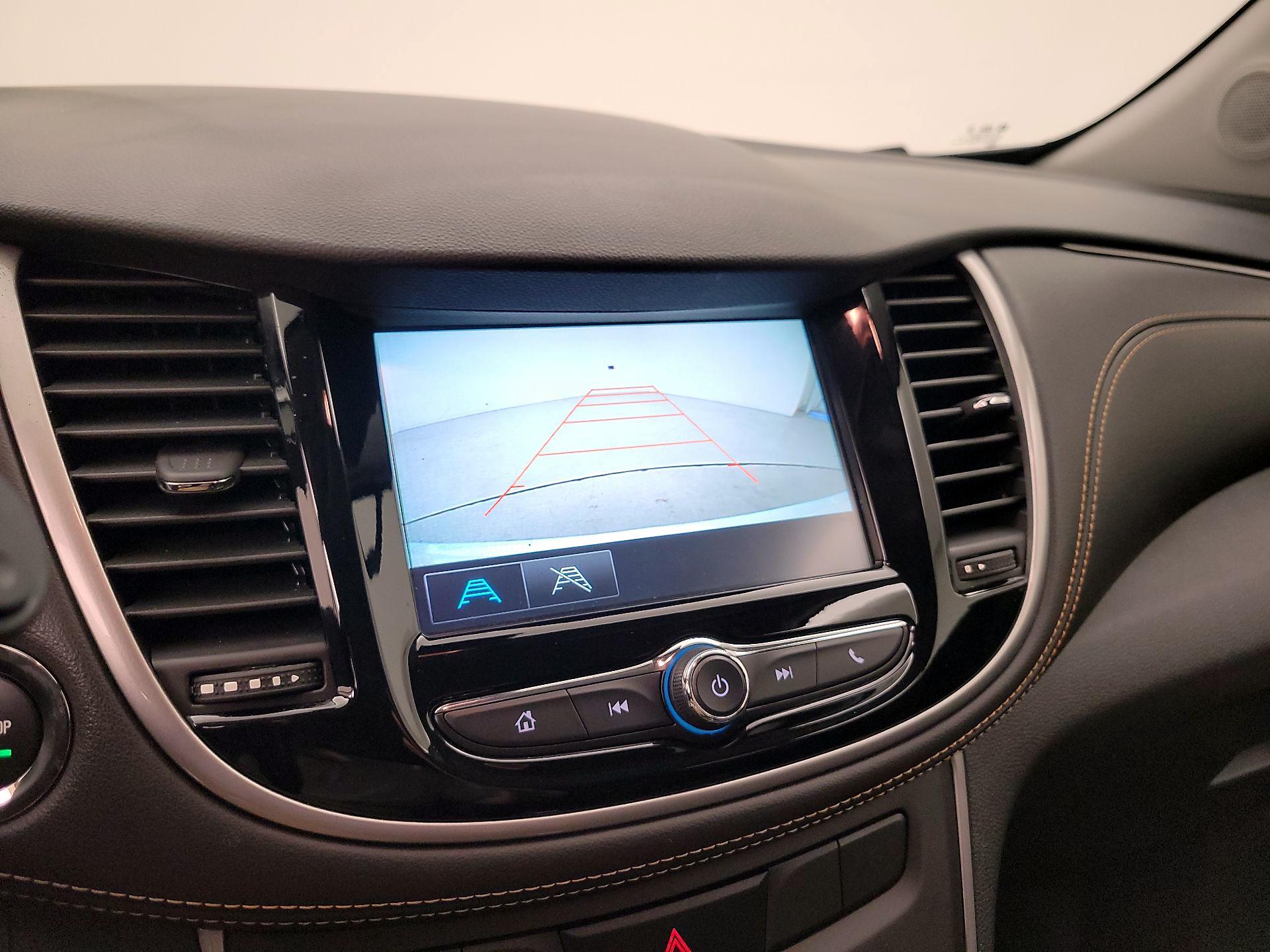 Thumbnail: 2017 Chevrolet Trax - 14