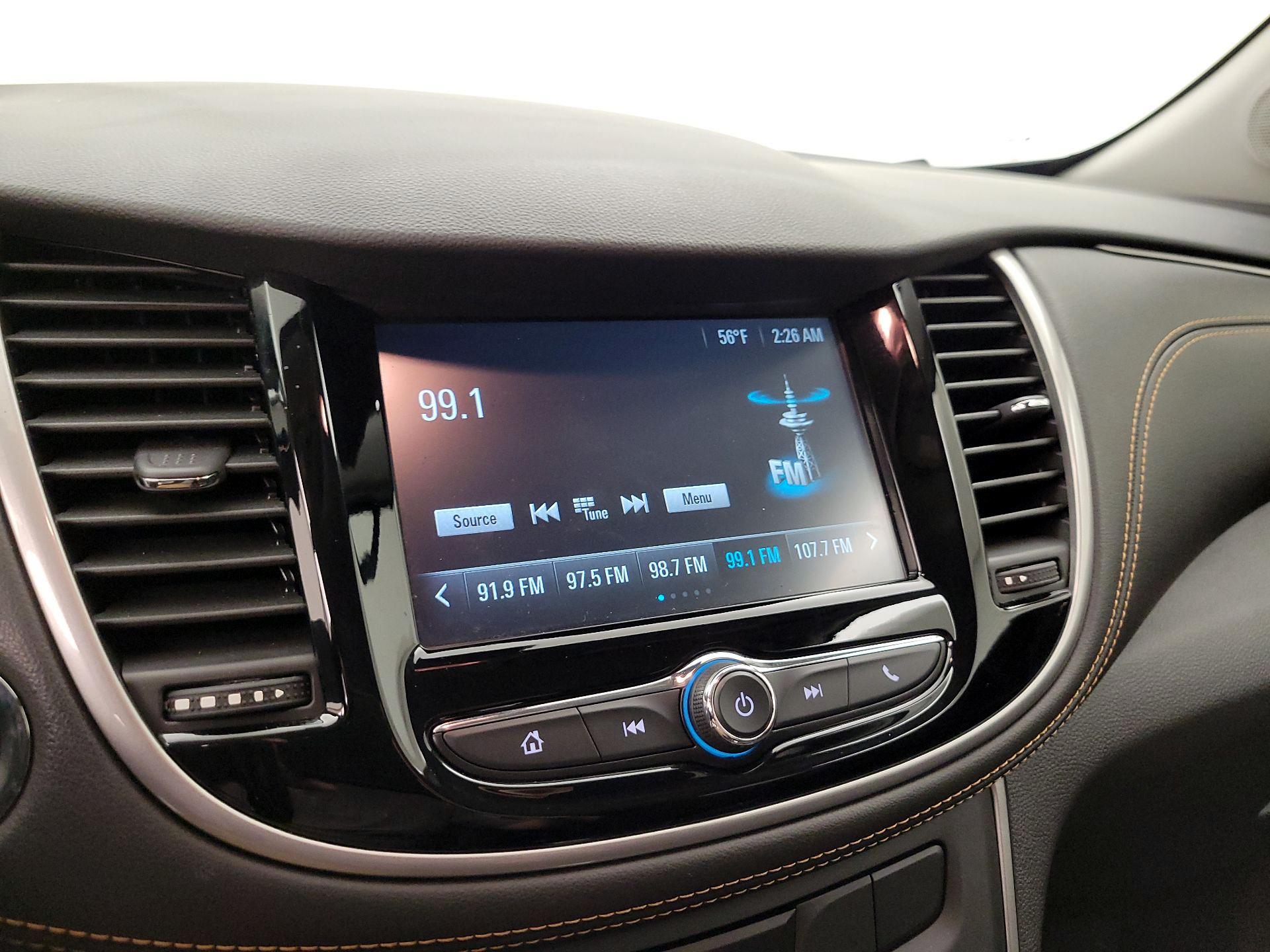 Thumbnail: 2017 Chevrolet Trax - 15