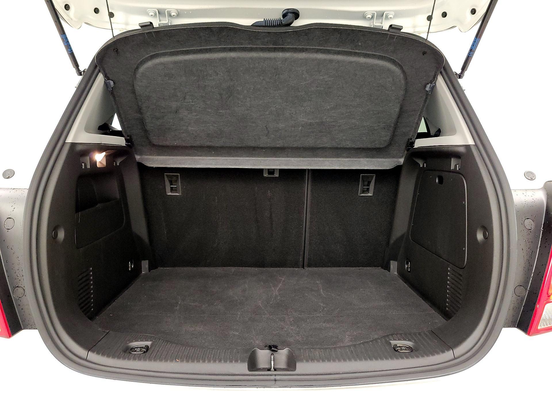 Thumbnail: 2017 Chevrolet Trax - 20