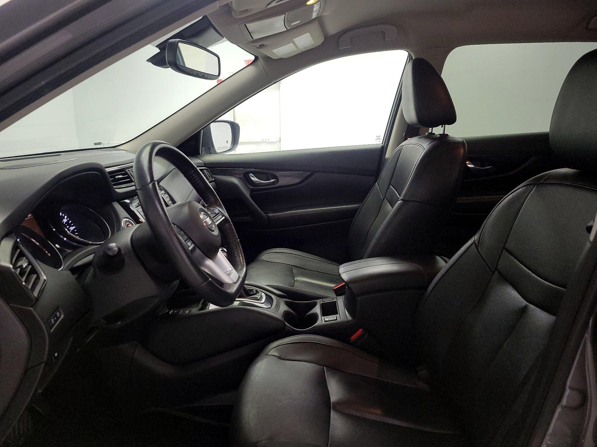 Thumbnail: 2020 Nissan Rogue - 11