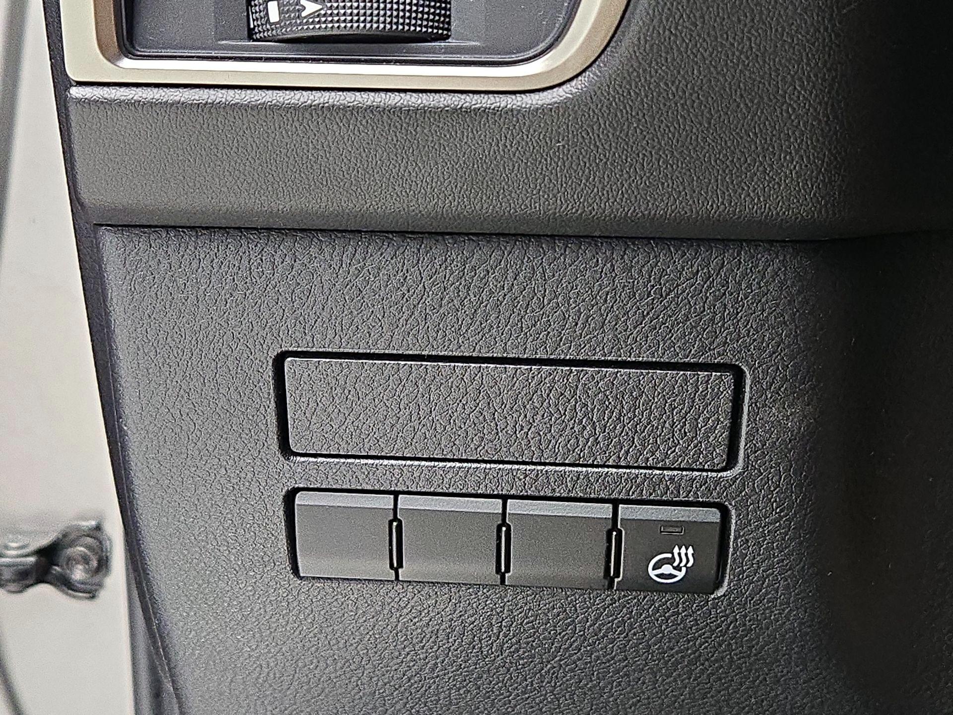 Thumbnail: 2017 Lexus NX - 13