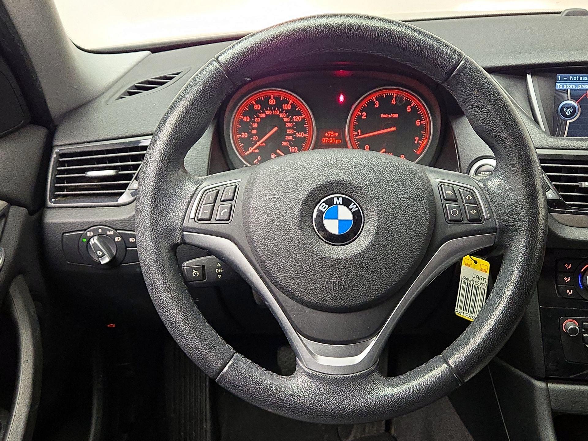 Thumbnail: 2015 BMW X1 - 10