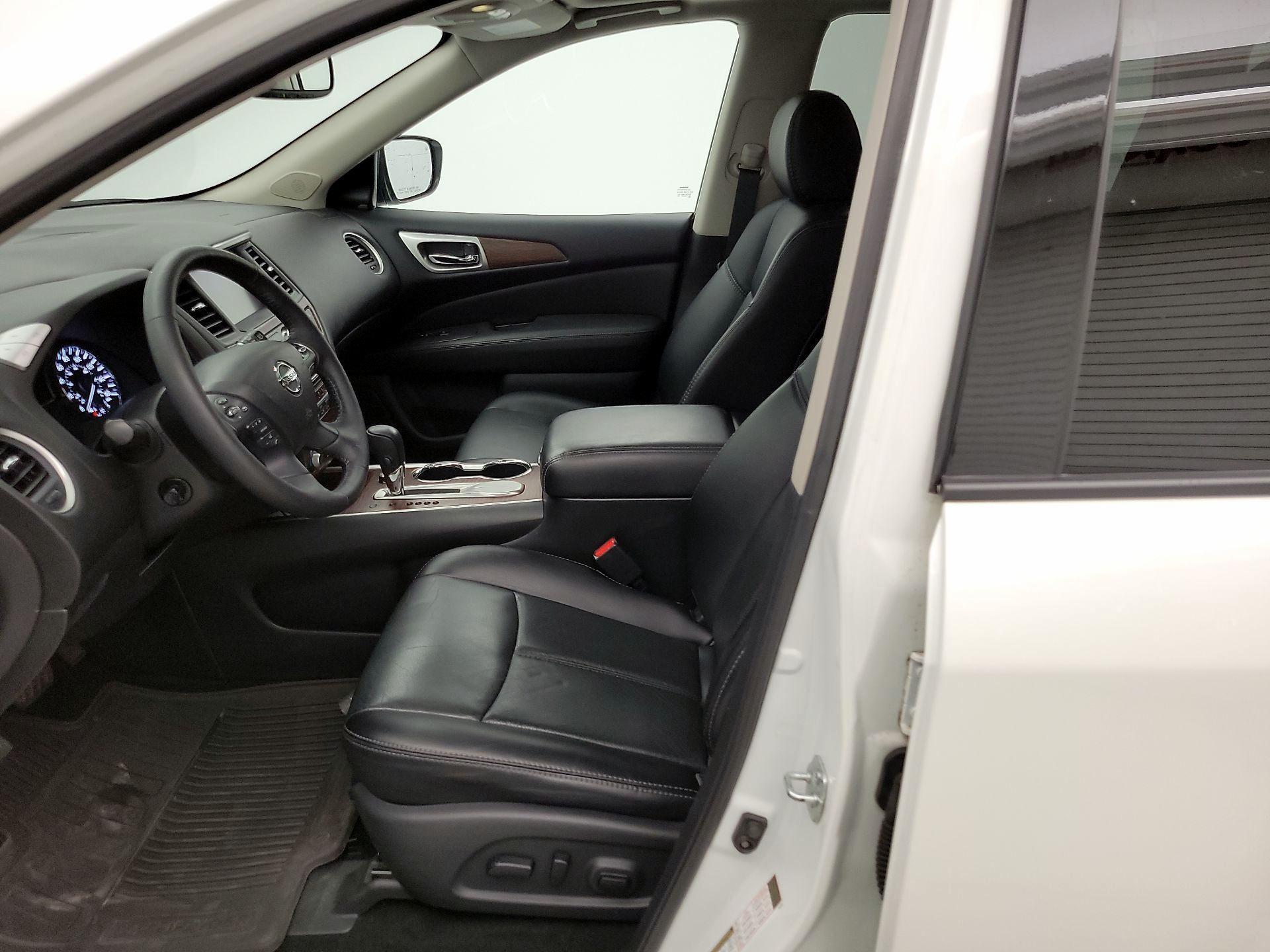 Thumbnail: 2018 Nissan Pathfinder - 11