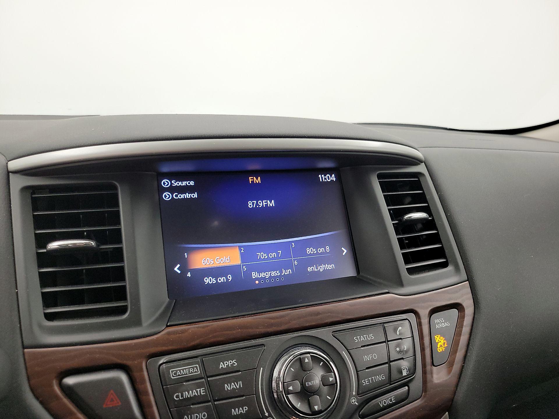 Thumbnail: 2018 Nissan Pathfinder - 16